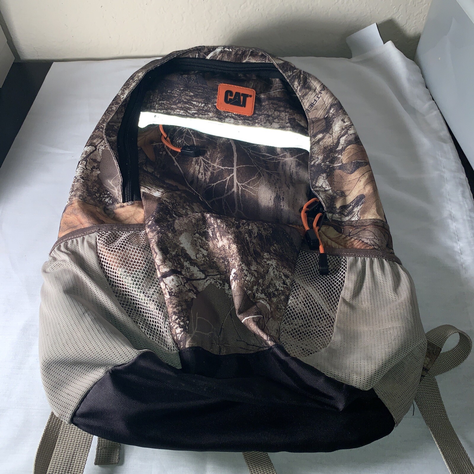 Caterpillar CAT Tree Green Black Orange Camo Back Straps Pockets Rare Backpack