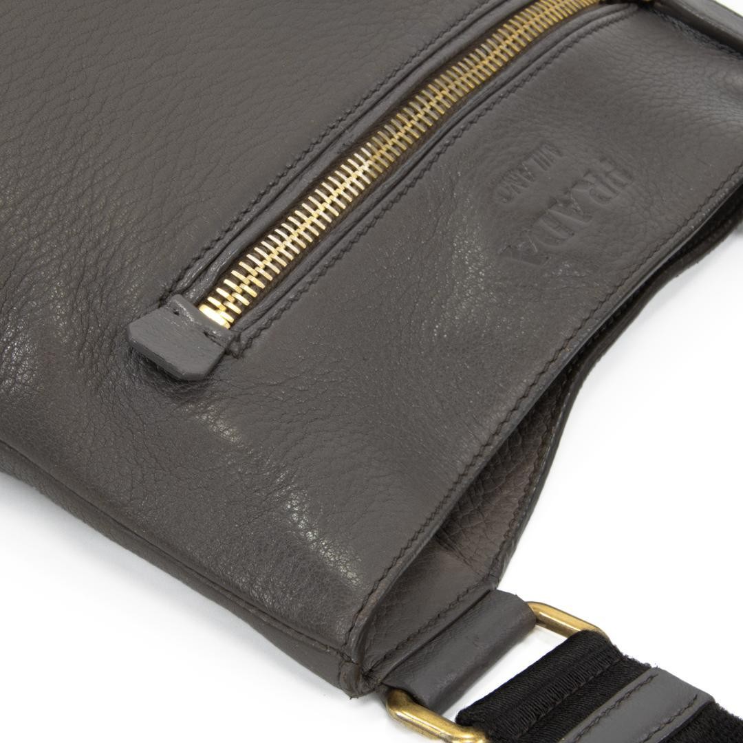 PRADA VITELLO Daino Gray Crossbody Bag Men Women Leather Gold Rare Authentic