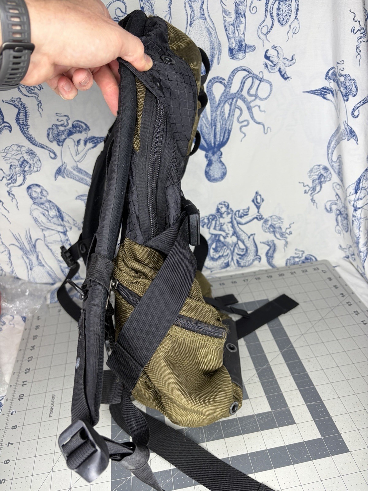 Oakley Icon Backpack Vintage 90s Y2K Olive Green Early Model Tactical, Read (K3)