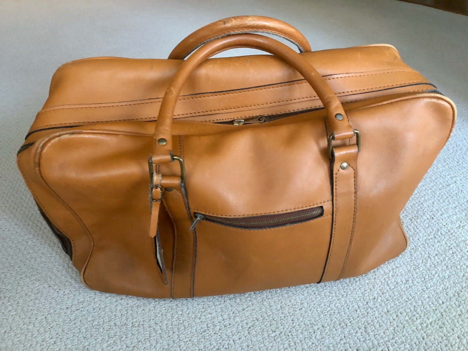 VINTAGE 1970’s CONDOR BRITISH TAN LEATHER OVERNIGHT DUFFEL GYM BAG