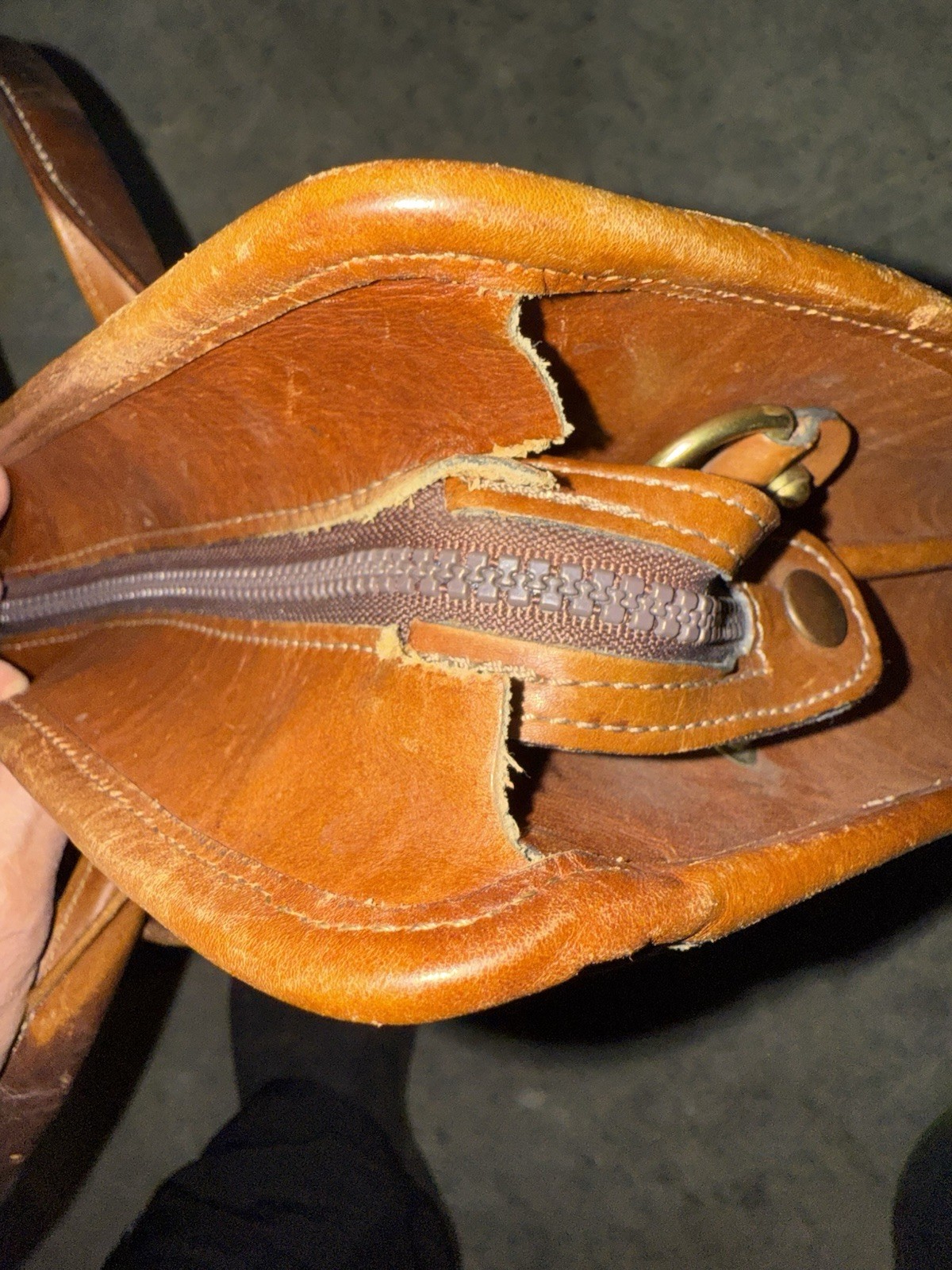 Jack Georges Brown Leather Briefcase Handles Zippers Many Pockets 16-1/2″ x 11″