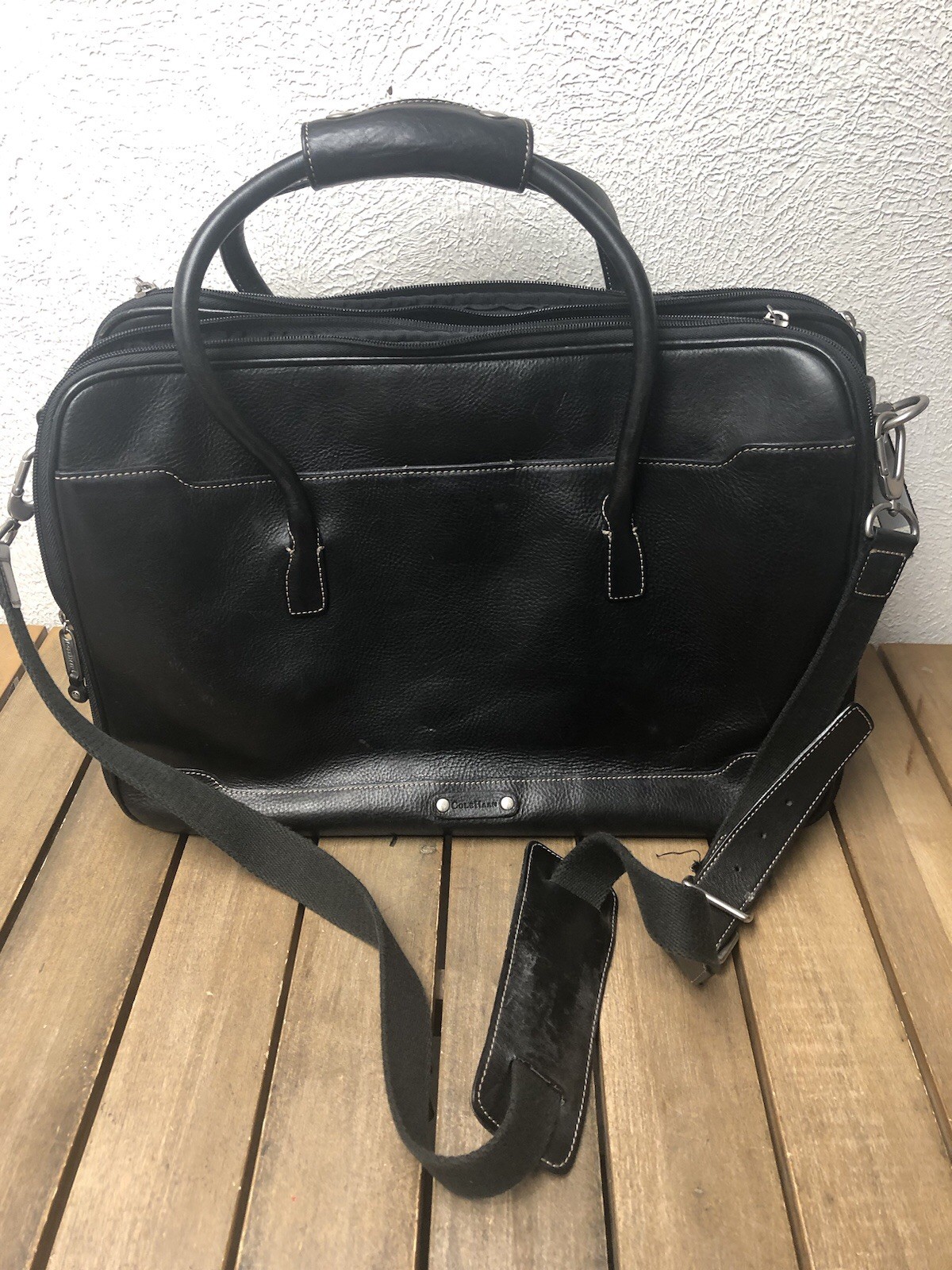 Cole Haan Crossbody Black Leather Heavy Briefcase Laptop Bag 6 Compartments EUC