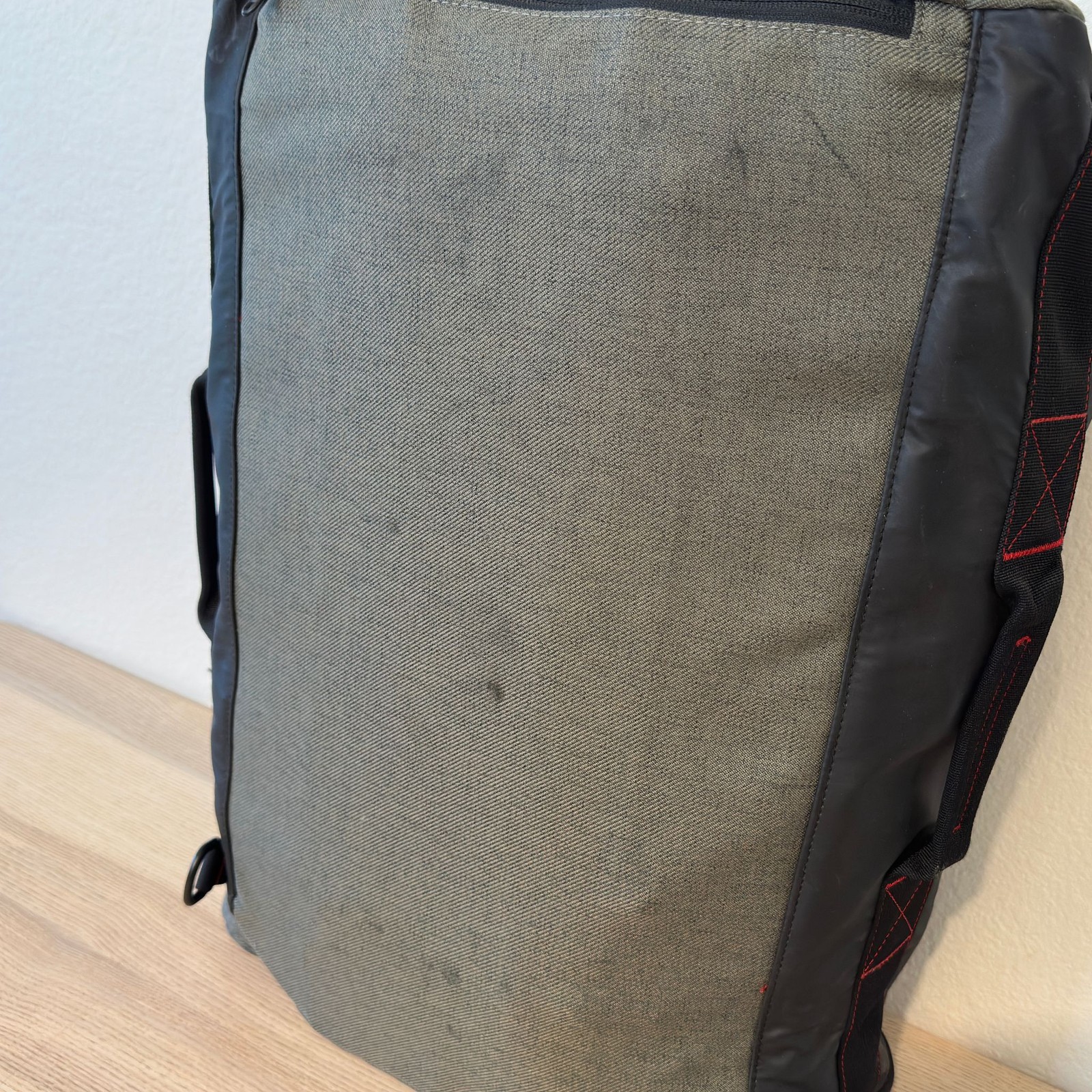 Timbuk2 Wingman Travel Bag Backpack Duffel Convertible Carryon One Bag ~20x15x7