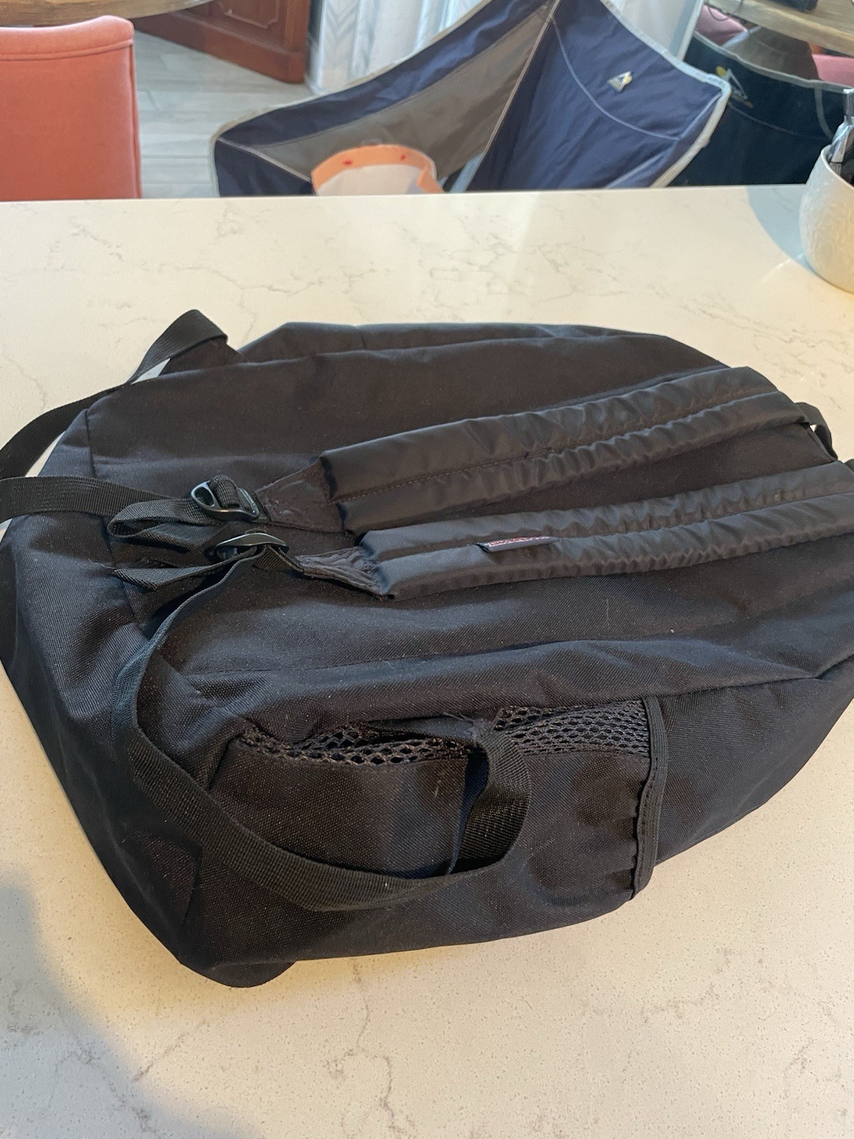 JanSport Black Backpack JS0A47LW 42cmx32cmx14cm