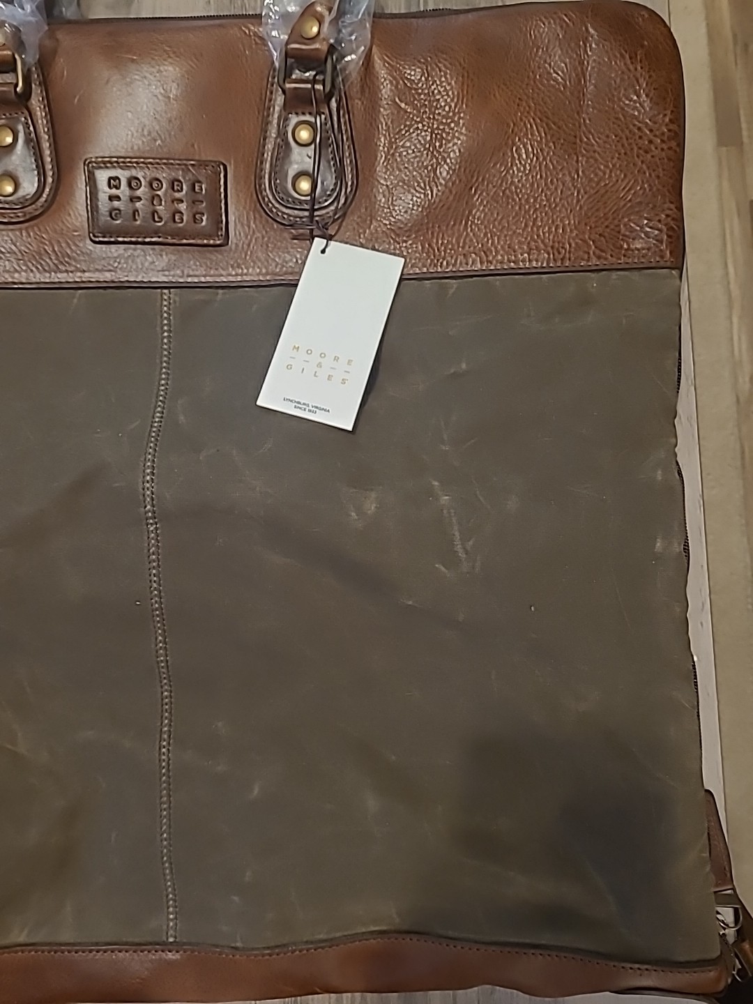 Moore & Giles Gravely Garment Bag Olive & Titan Milled Brown