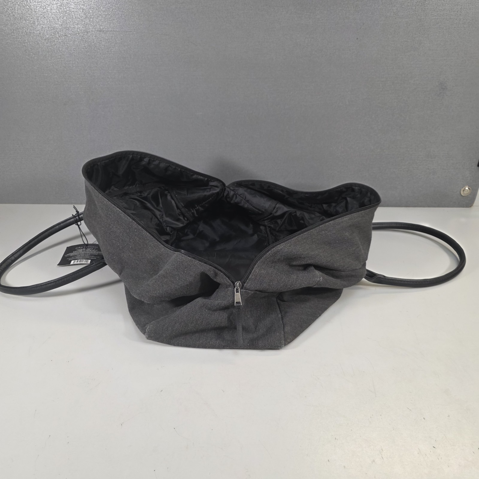 John Varvatos Weekender Bag Tote Duffel Bag Gray Medium Travel Zip Around NWT