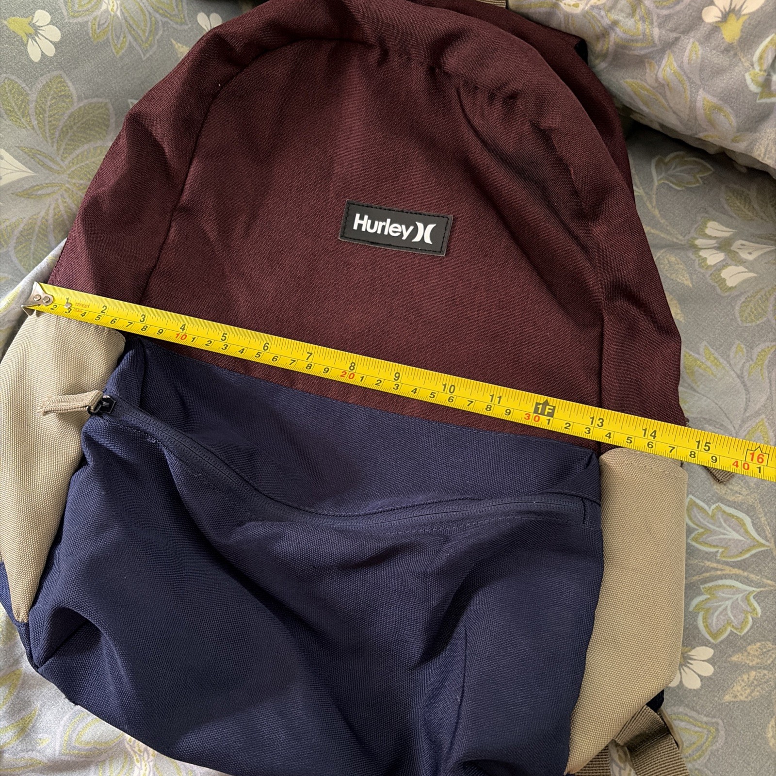Hurley Backpack Maroon/Navy/Tan Zipper Adjustable Straps XL Capacity R62