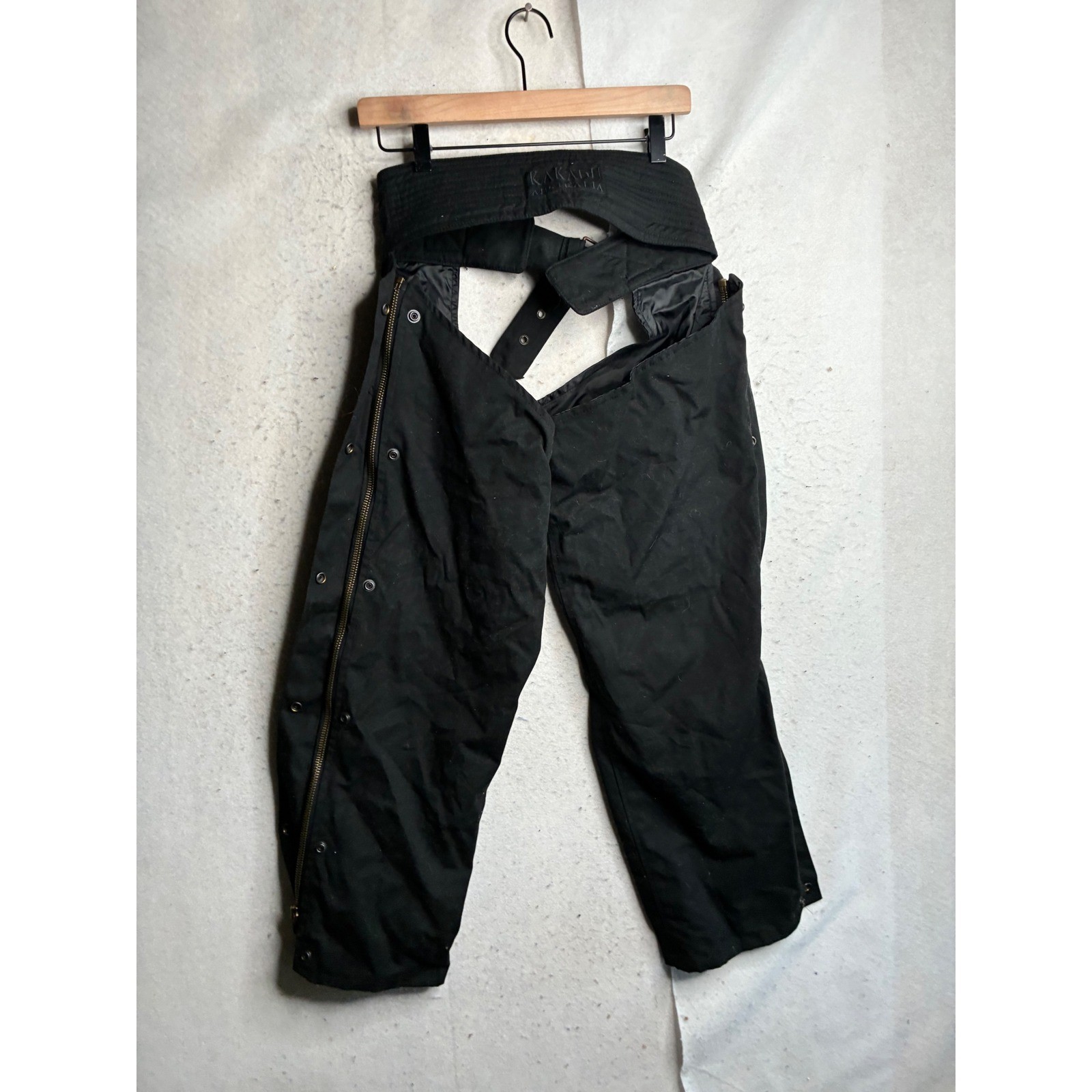 Kakadu Traders Australia Black Canvas Motorcycle Chaps Style 7P33 Size Large