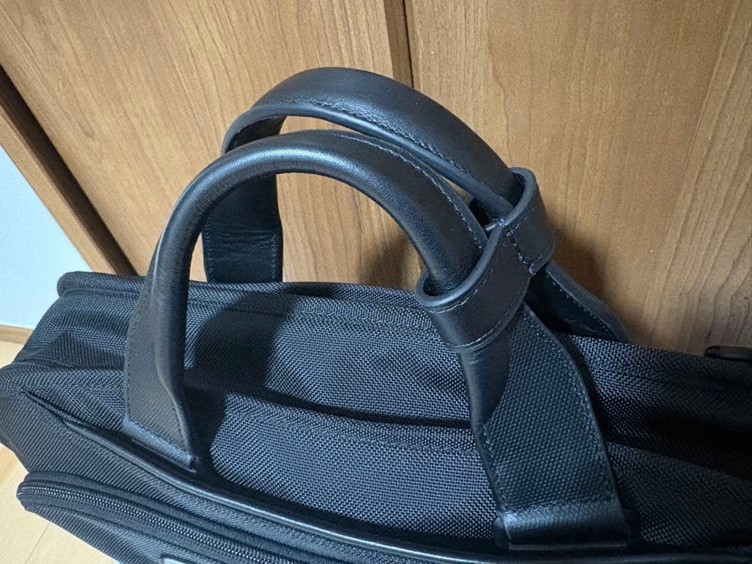 unused TUMI ALPHA3 slim 3WAY brief black