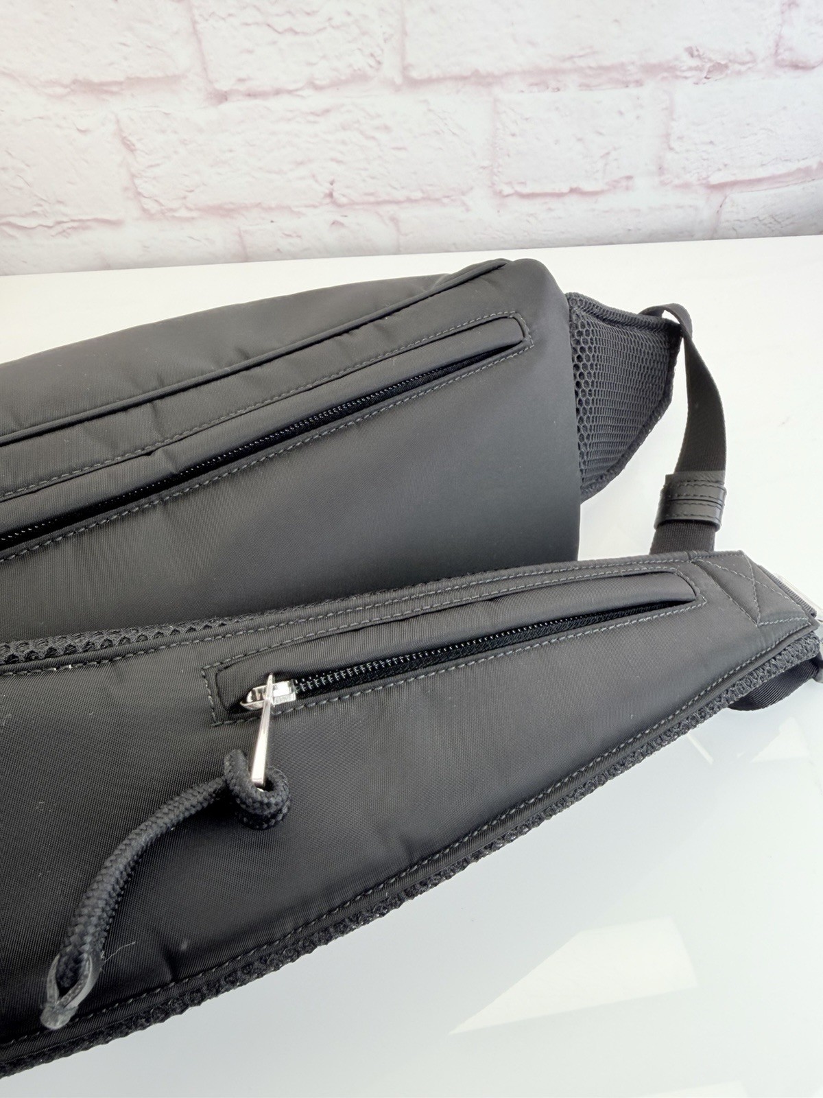 Gucci Nexus Web Interlocking Black Belt Bag Unisex NEW