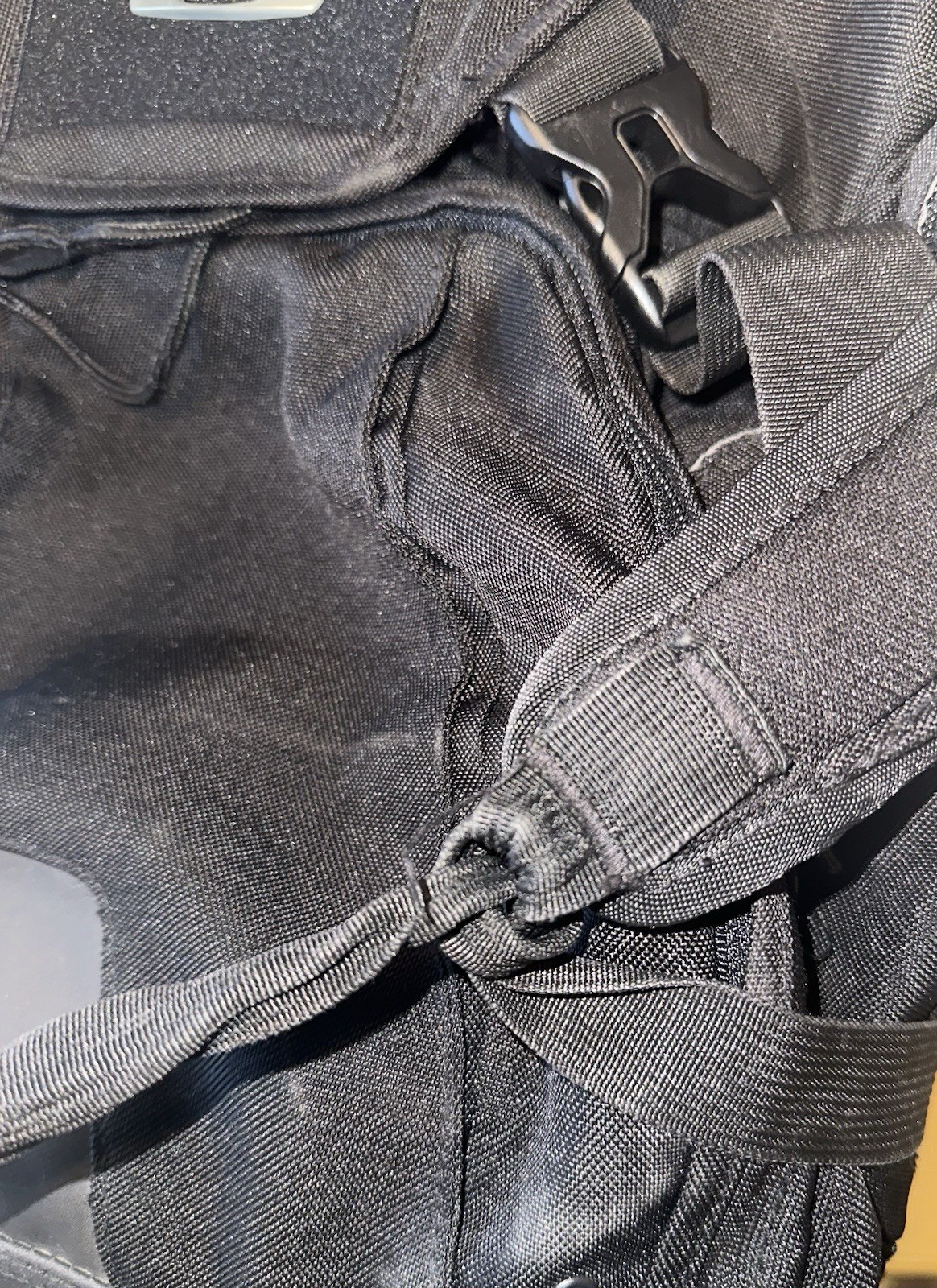 Oakley Software Vintage Black Hiking/tech Backpack Soft shell Drawstring
