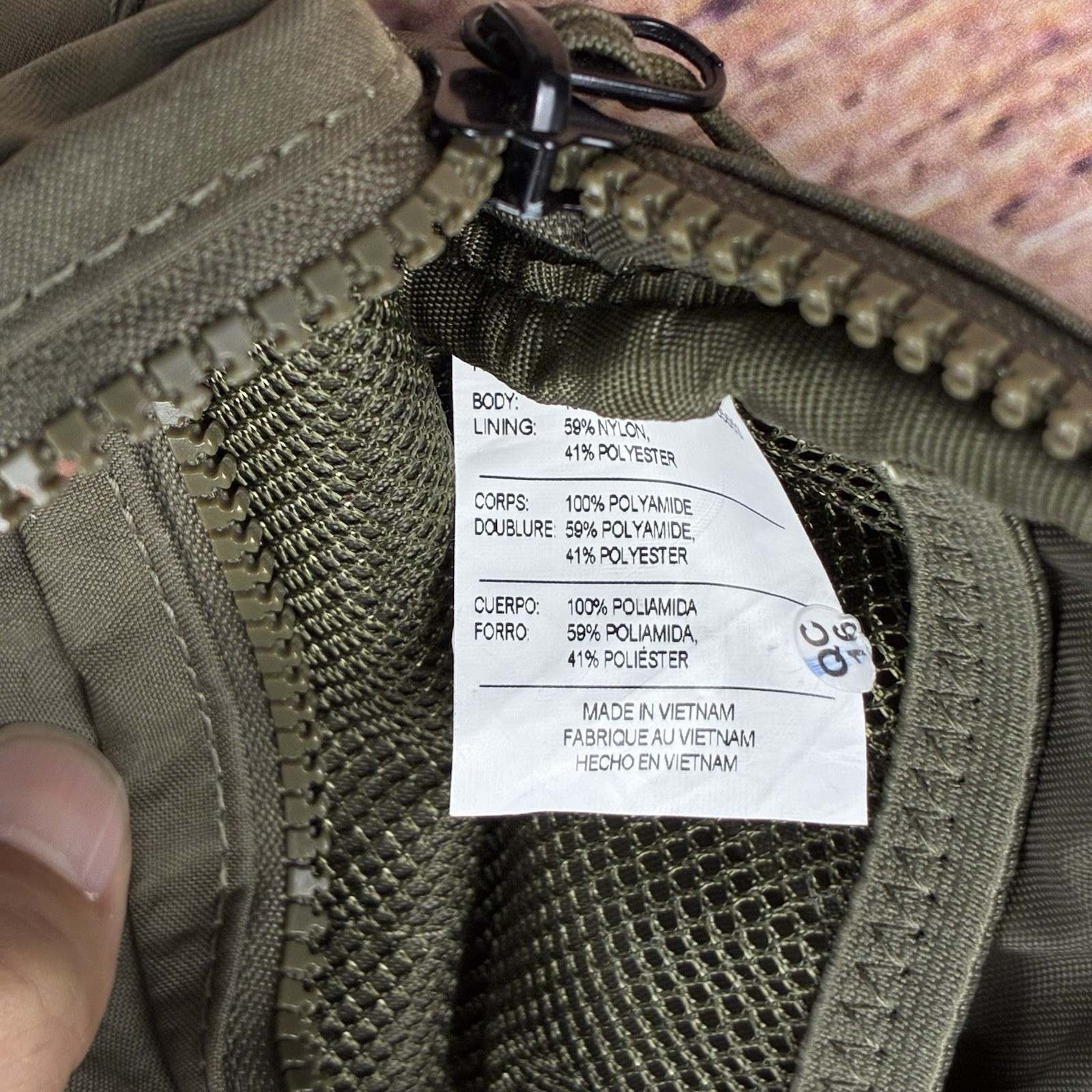 Nike Sportswear Premium Essentials Crossbody Bag Olive Cargo Khaki Sling 1L⁠