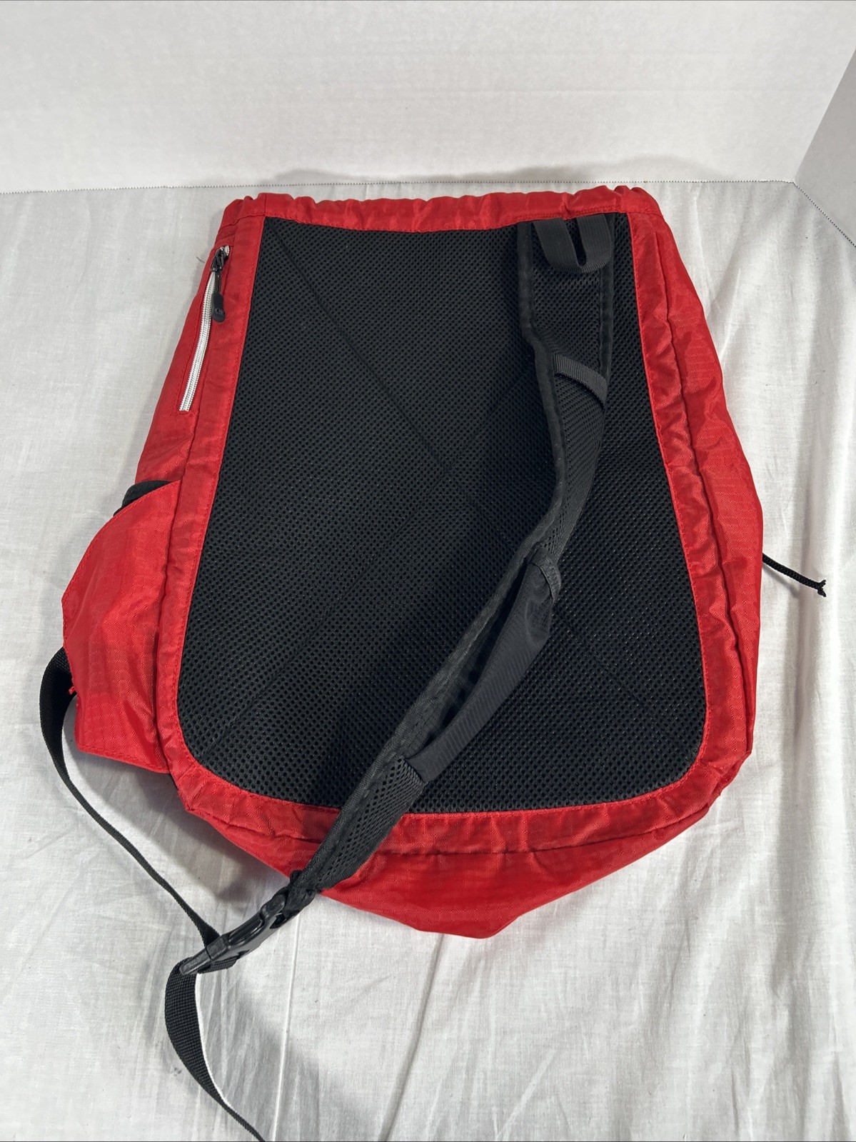 OGIO Red Sling Bag Drawstring & Zip Closure Adjustable Strap Sports Travel