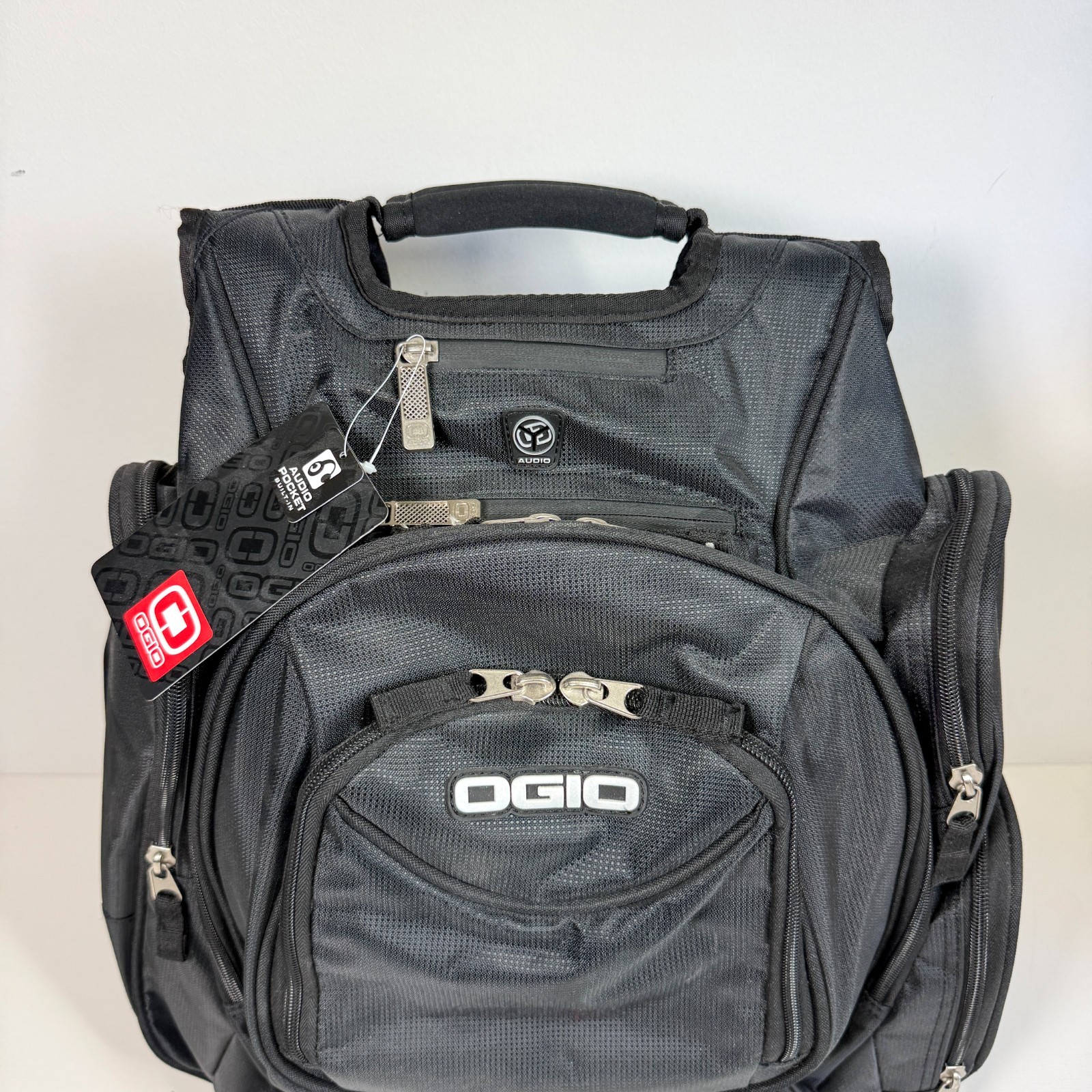 🔥 OGIO Metro Street Black Backpack w/ Audio Tech Laptop Pockets READ