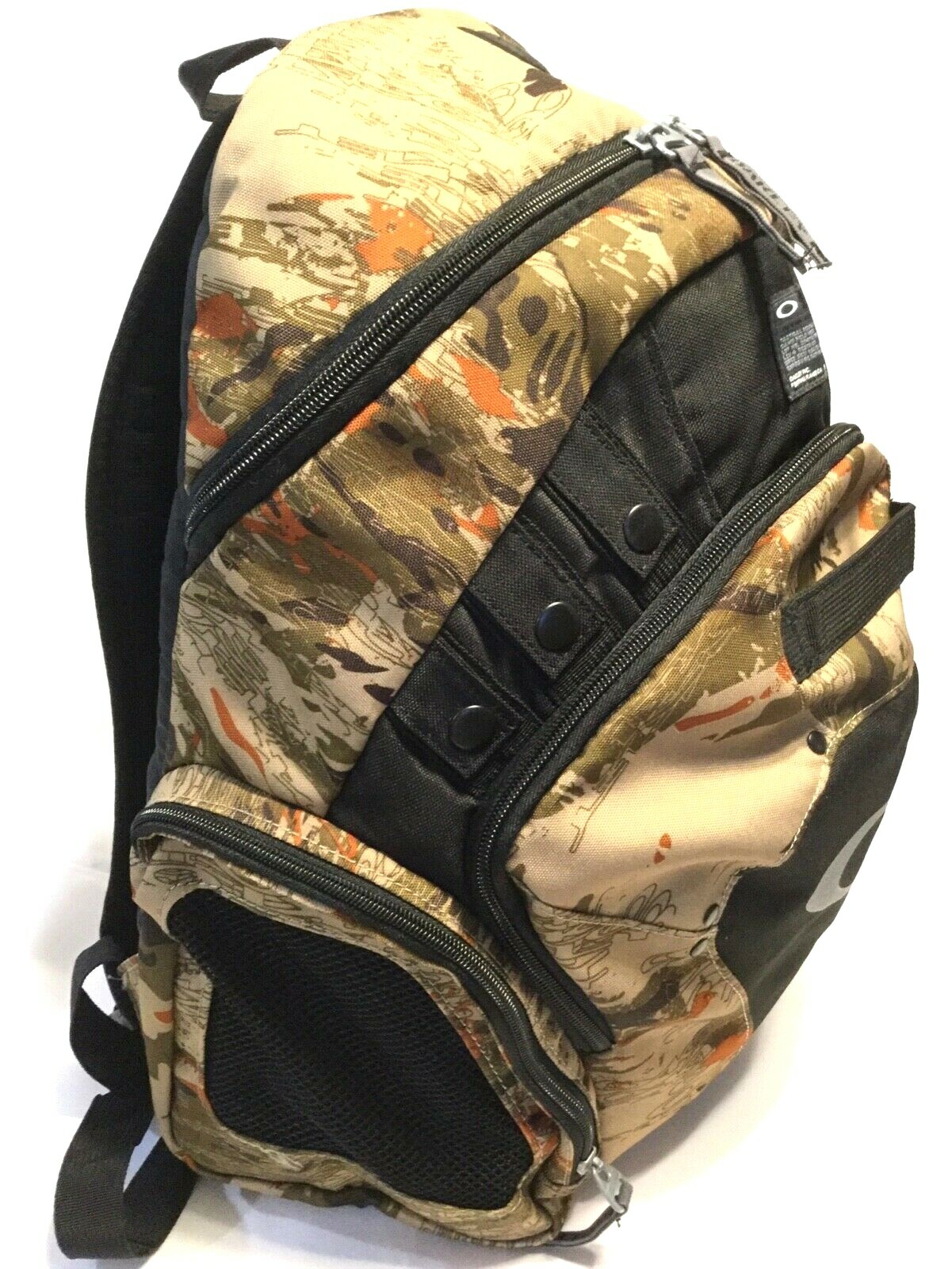 RARE OAKLEY TACTICAL FIELD GEAR BACKPACK Camouflage w/ Black Trim Hiking Pack