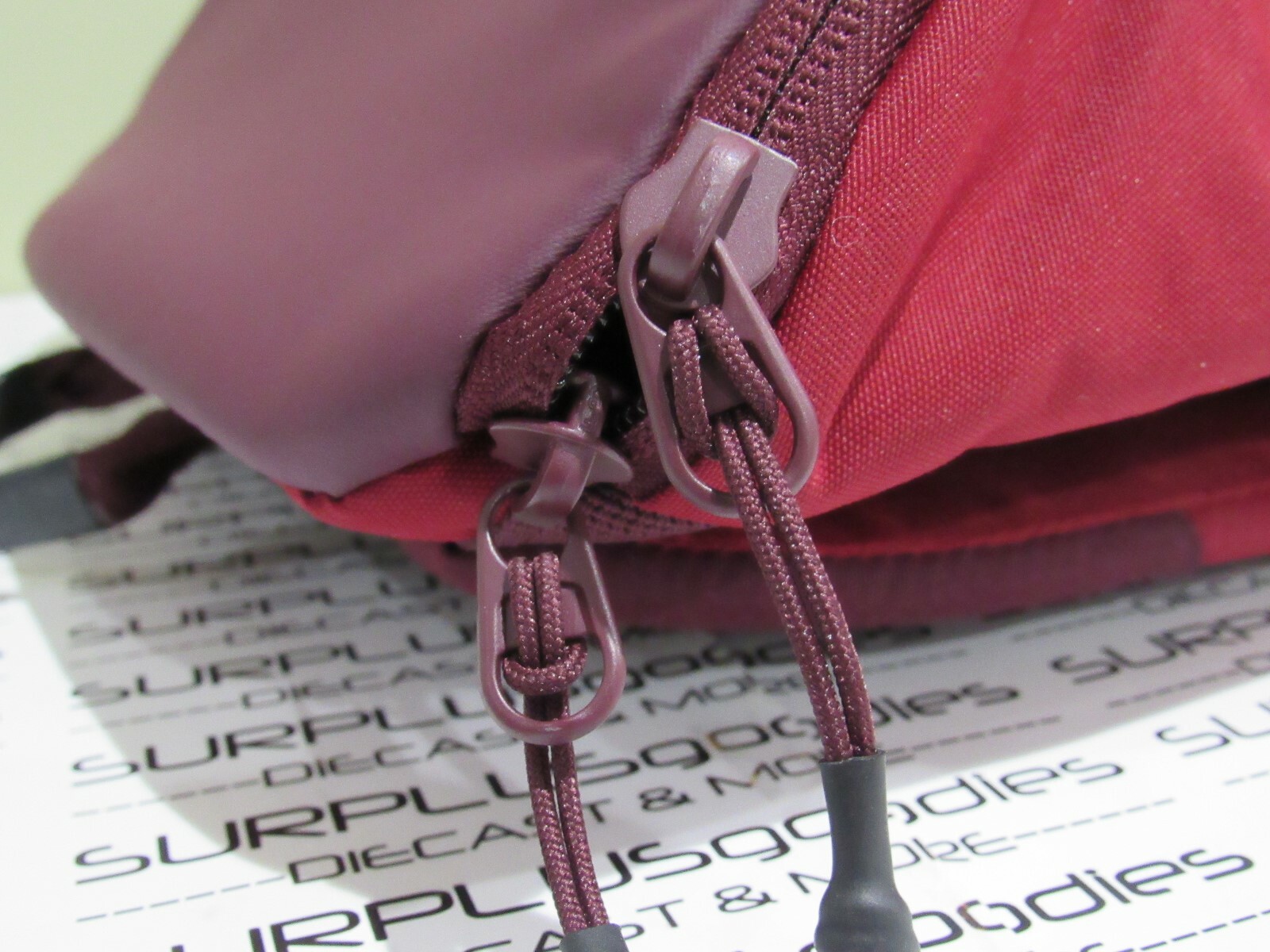 UNDER ARMOUR Union Lifestyle Backpack Bag NWT Dark Maroon/Cardinal 1316575/600