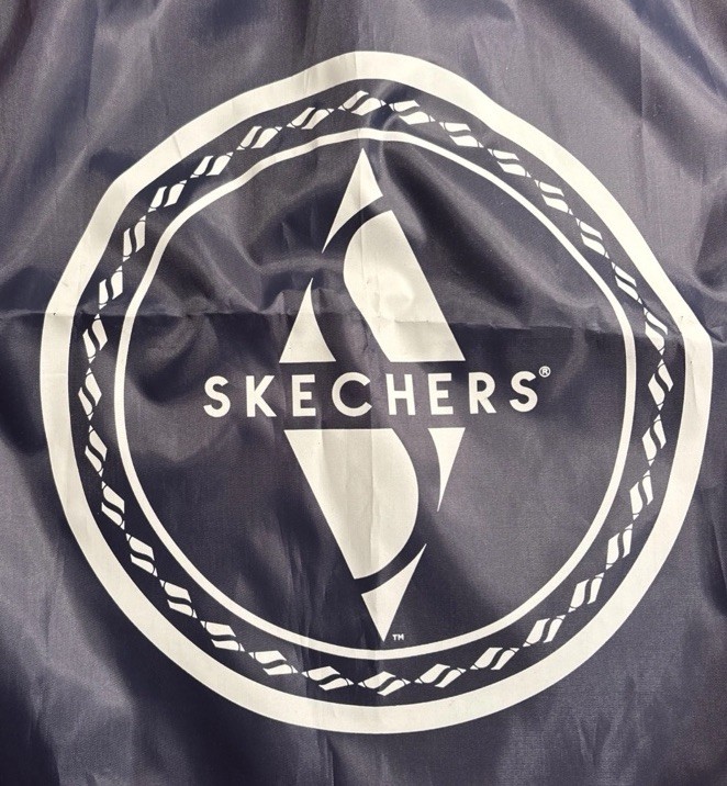 SKECHERS Drawstring Backpack 17 X 20 Inches Navy Blue NEW