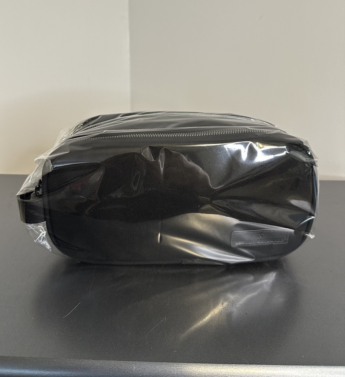 Brooks Brothers Black Wells Dopp Kit Travel Toiletry Bag Leather Handle/Trim