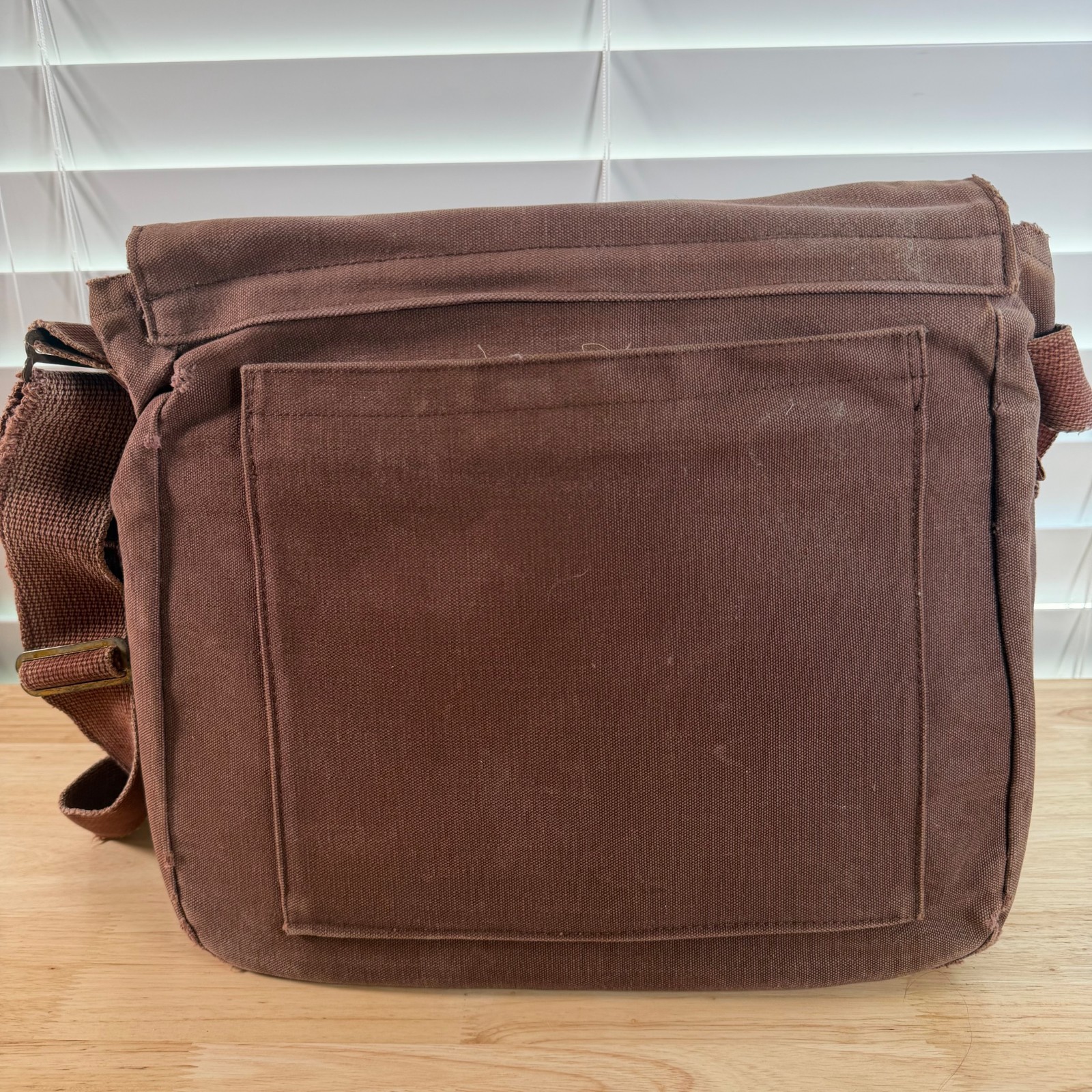 Lands’ End Square Rigger Brown Canvas Durable Classic Flap Front Messenger Bag