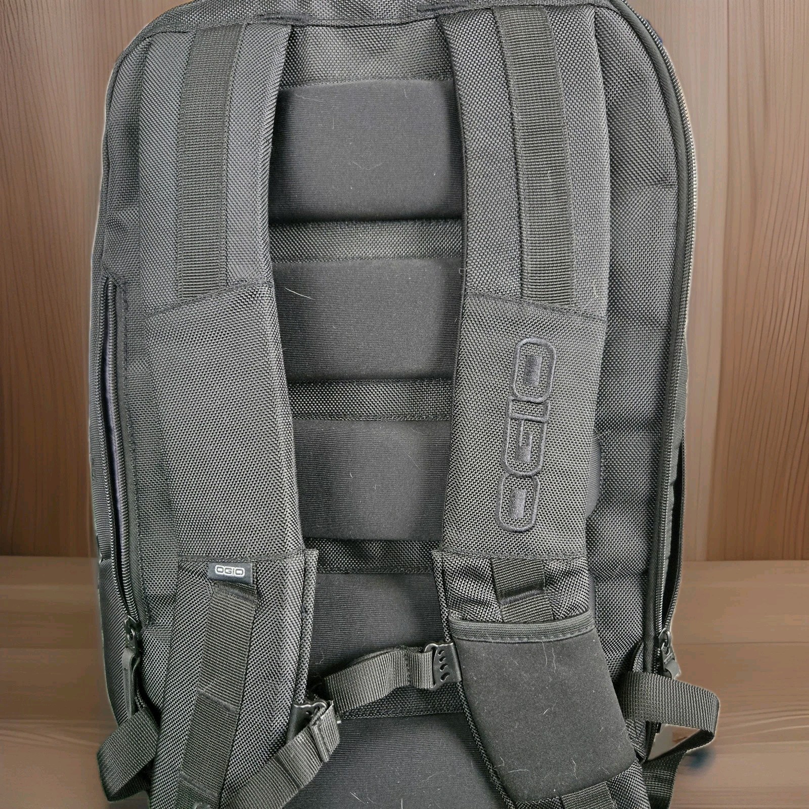 OGIO® Ace Black Backpack, 1680D, 1,450 cu. in./22.1 L,PADDED Pockets 411061 NWOT