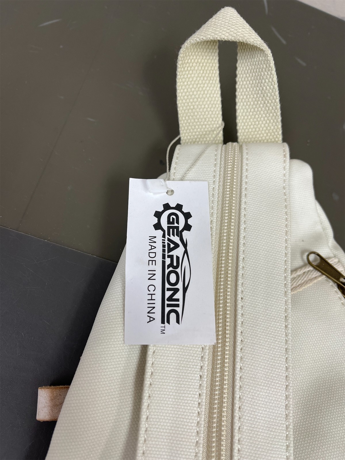 Gearonic crossover bag