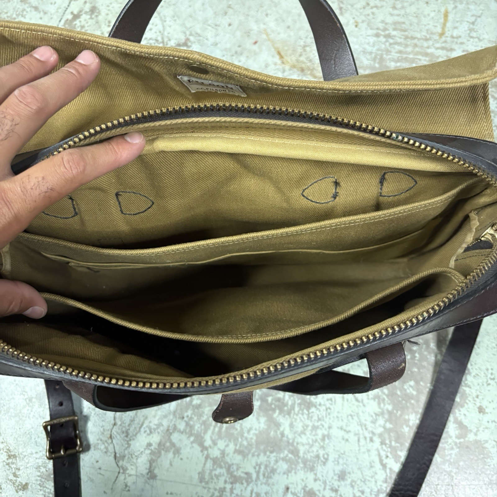 CC Filson 257 Brown Twill Briefcase/Messenger Bag USA Made Rugged Canvas Outdoor
