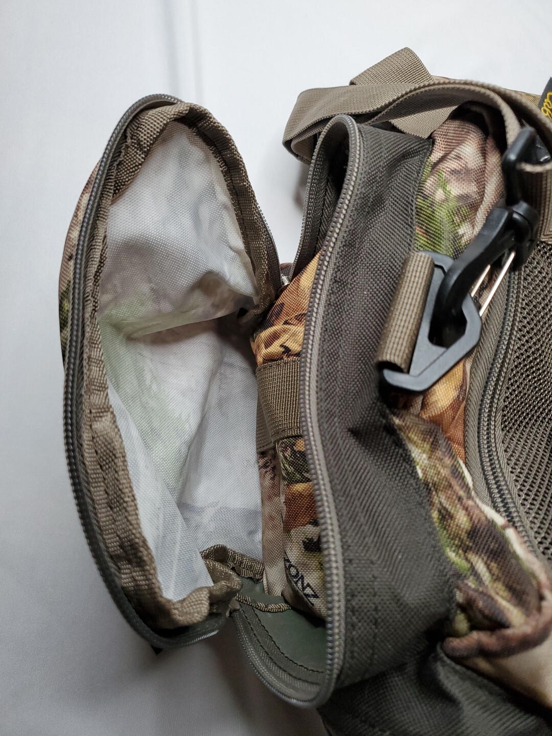 Cabela’s Catch-all Gear Utility Duffle Bag Camouflage