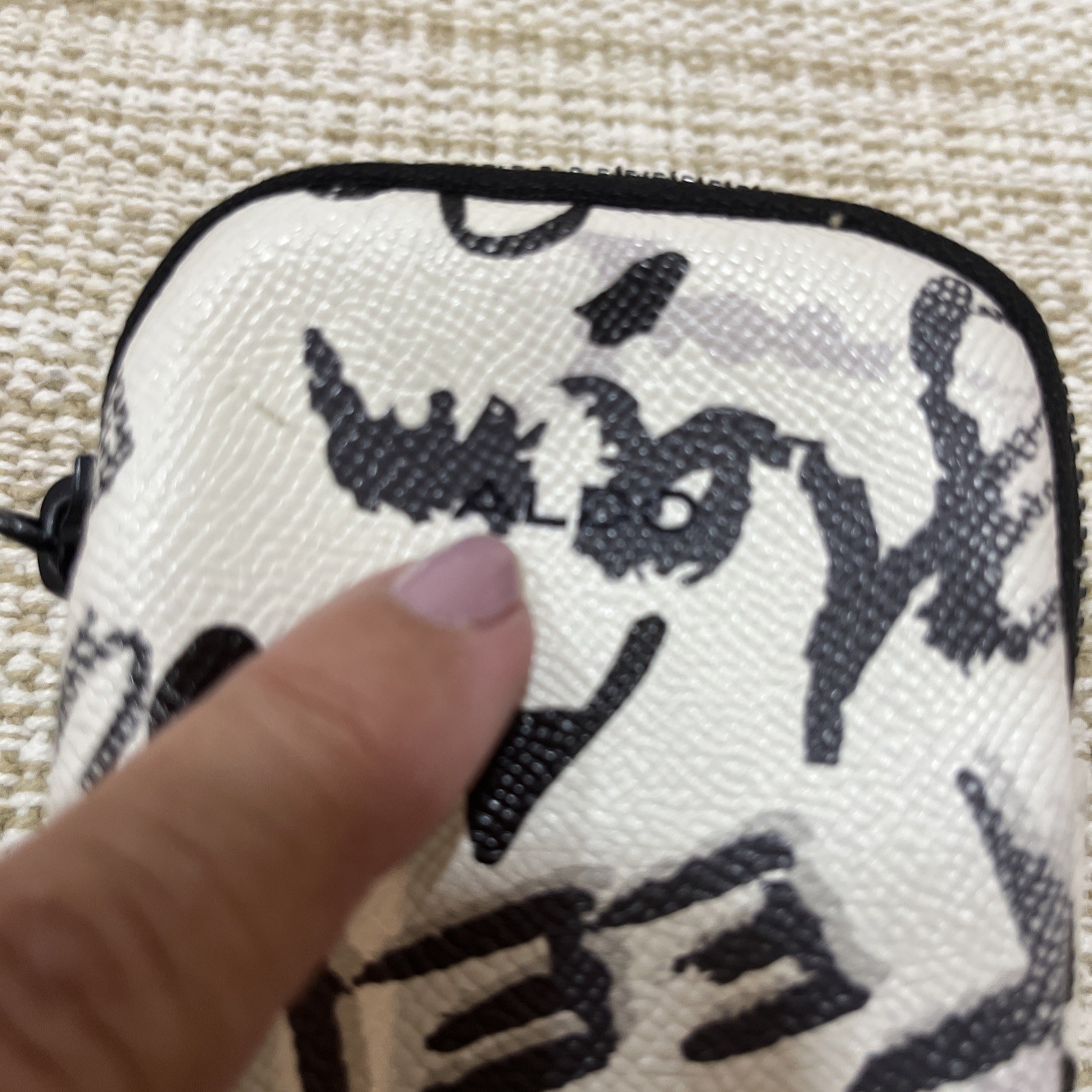 ALDO Graffiti Multi Purpose Mini Bag Logo ALDO RARE