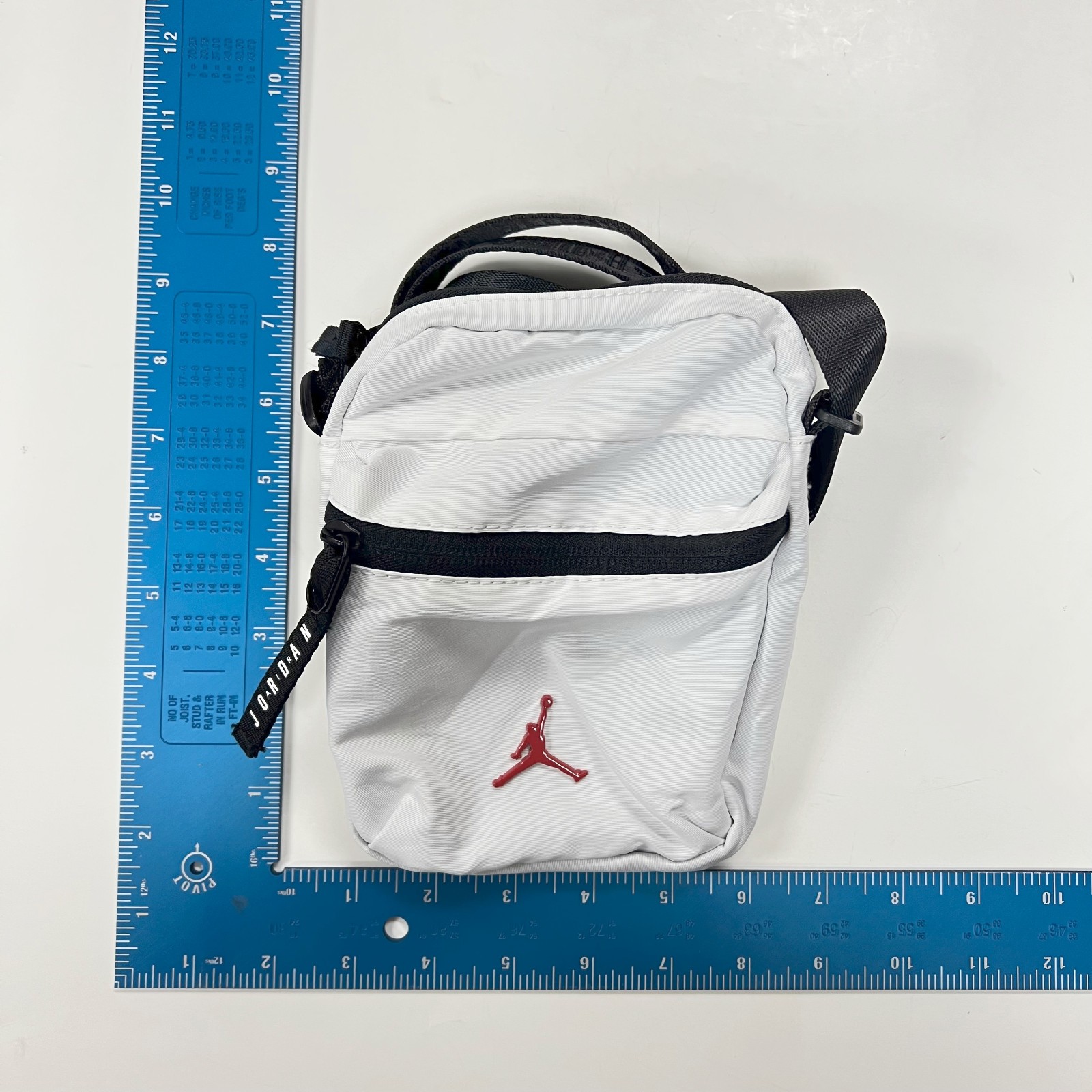 Nike Unisex Air Jordan Jumpman Airborne Festival Crossbody Bag One Size