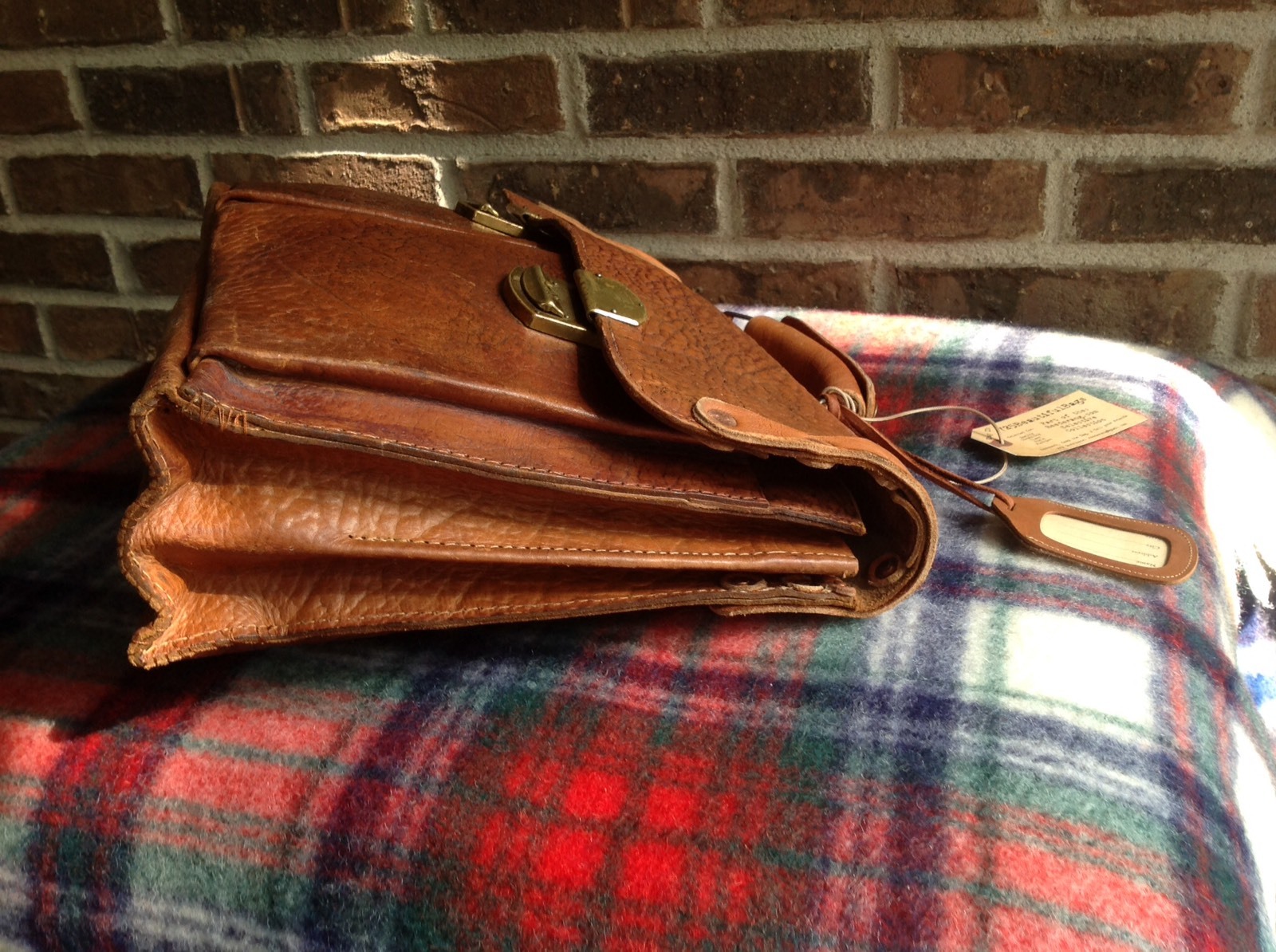 VINTAGE 1950’s GERMAN MADE COGNAC BASEBALL GLOVE LEATHER BRIEFCASE BAG R$1398