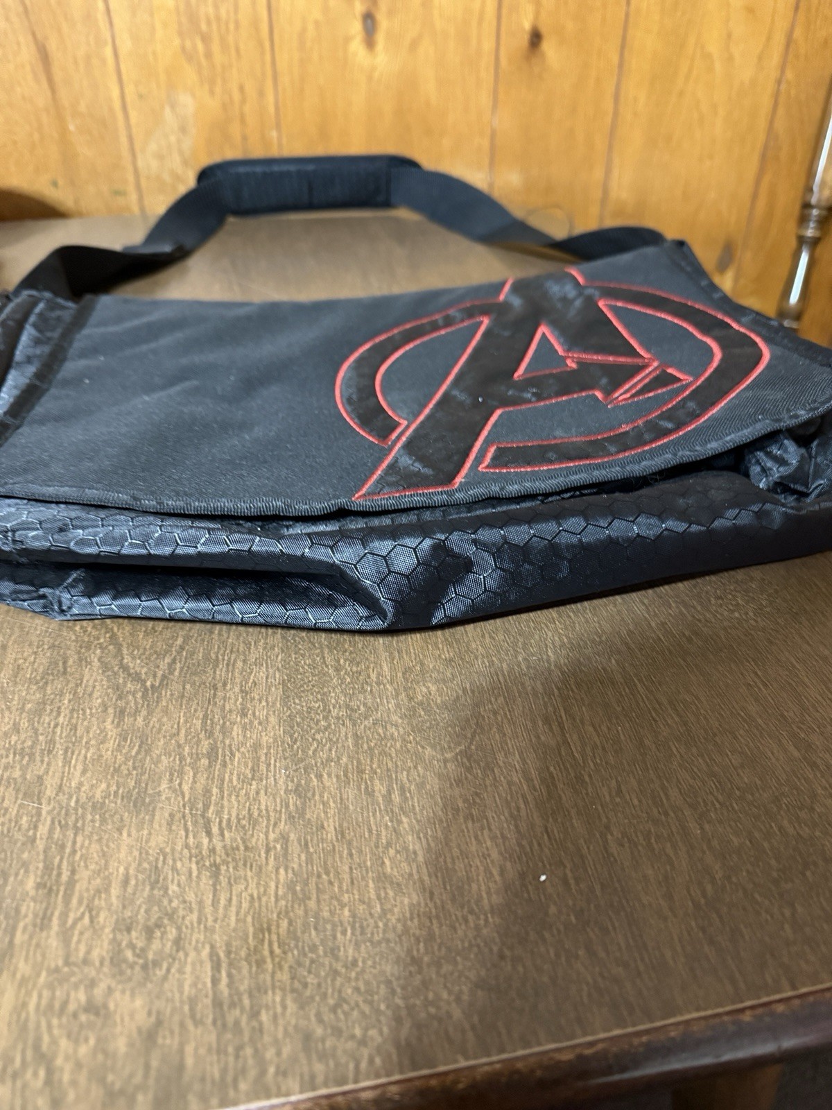 Marvel Avengers Messenger Bag Black Red Logo