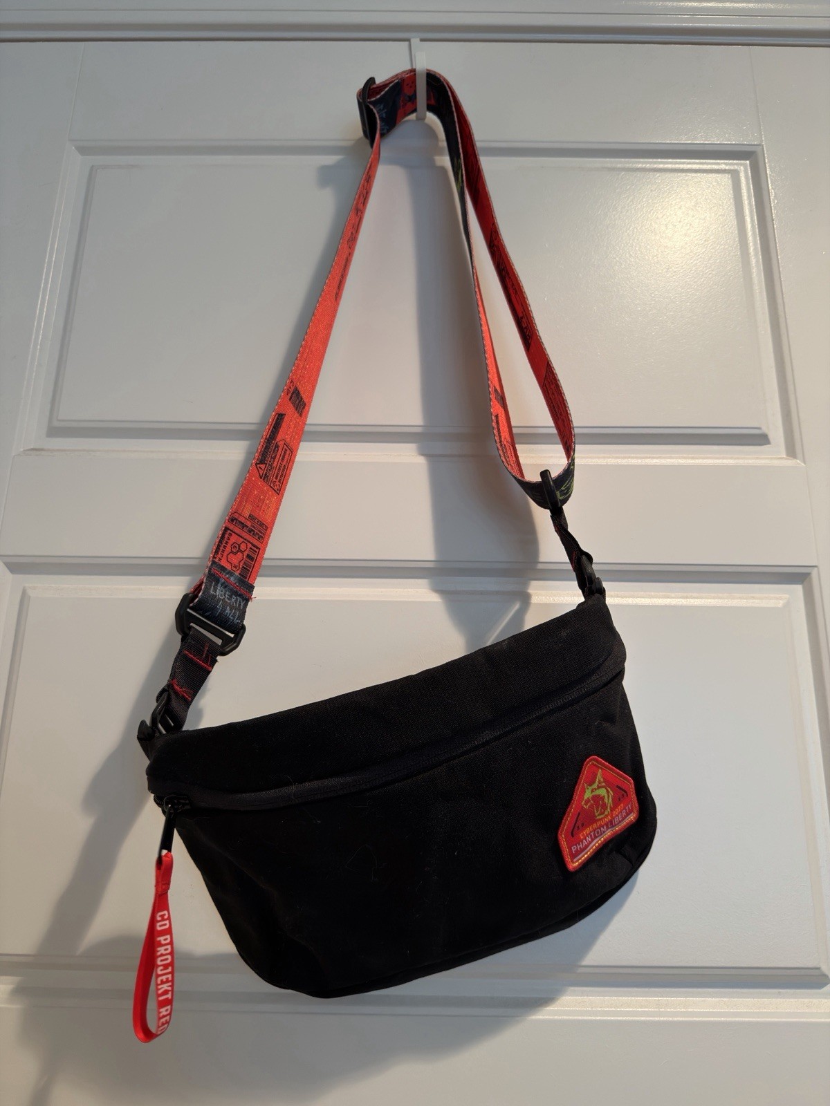CD PROJEKT RED Cyberpunk 2077 Phantom Liberty Crossbody Bag