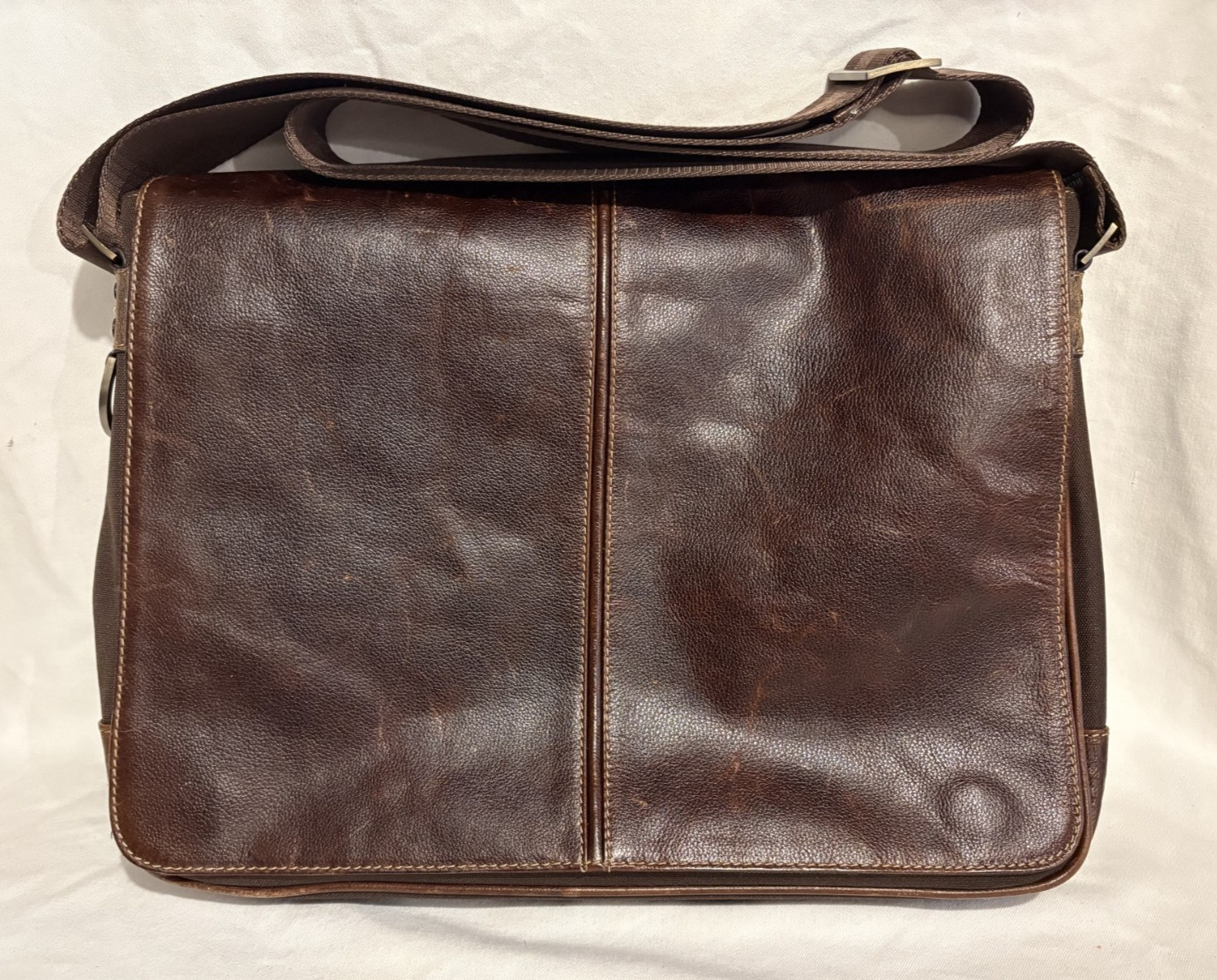 Boconi Brown Leather Messenger/Laptop Bag approx. 16×11.5×3 Adj. Shoulder Strap
