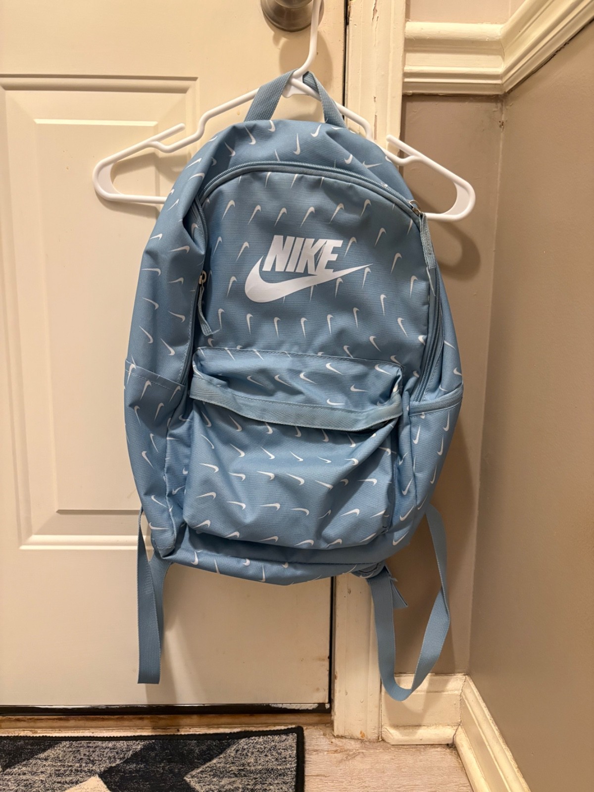 euc Nike heritage backpack swoosh blue with white Nike checks
