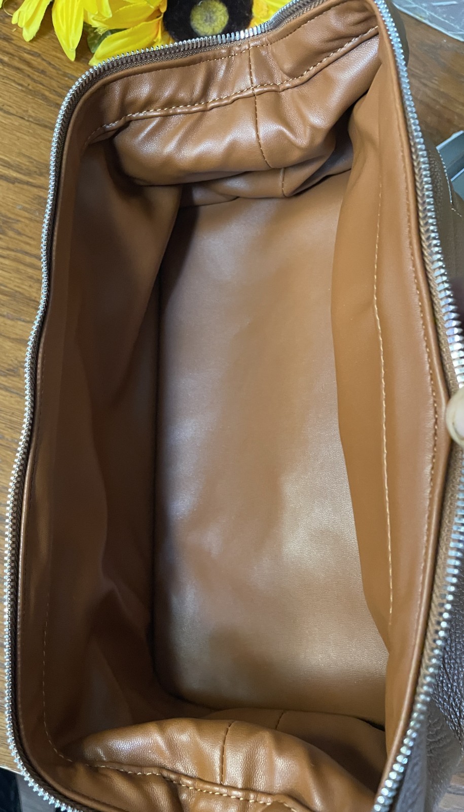 NWT QUINCE MEN’S ITALIAN LEATHER DUAL COMPARTMENT TOILETRY ZIP AROUND BAG
