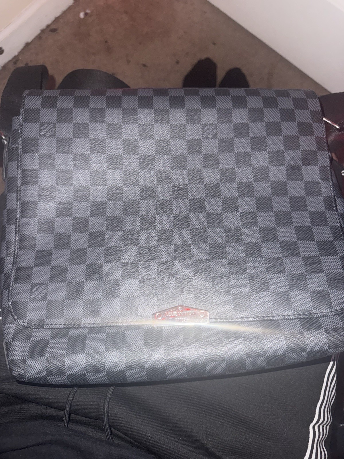 Louis Vuitton Damier Graphite Checkered Black Gray Men’s Messenger Bag