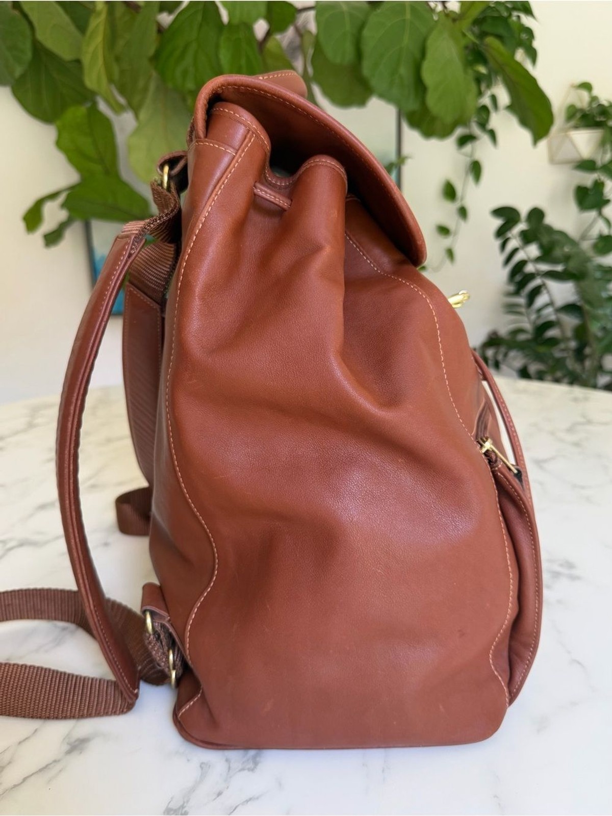 COACH Vintage Drawstring Buckle Backpack 0529 British Tan Leather USA 90’s 529