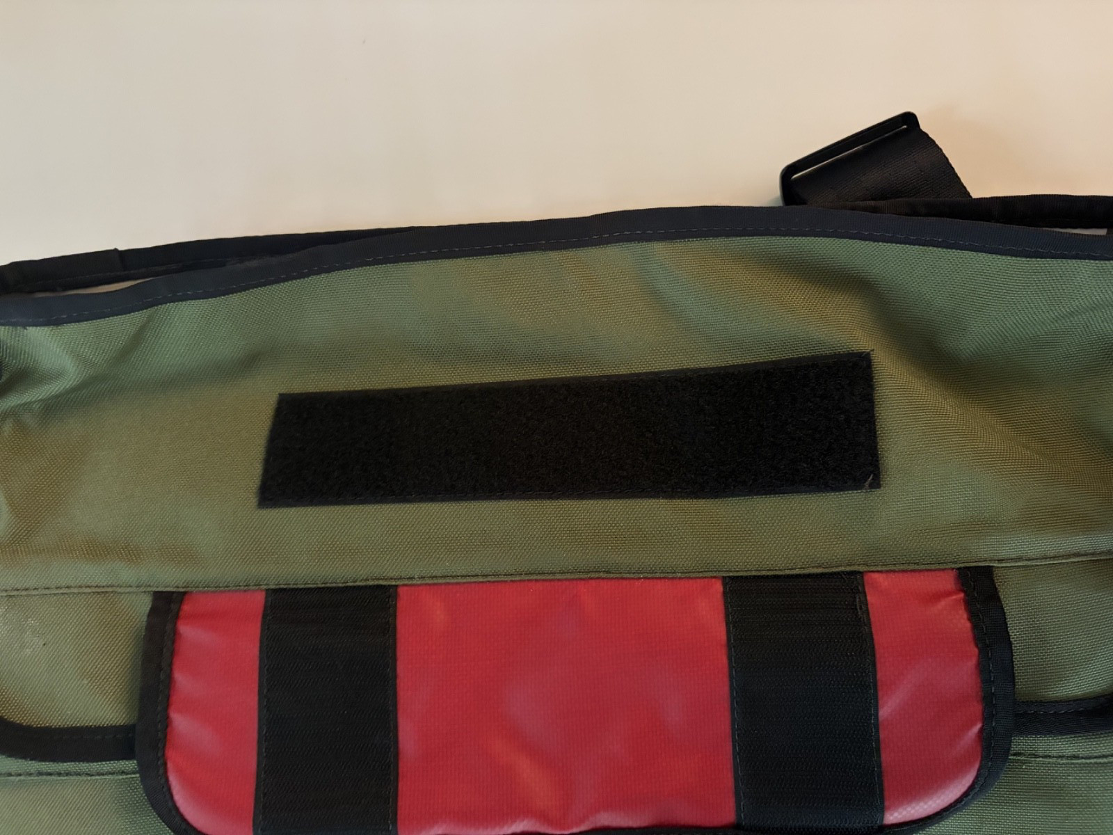 Chrome Industries Lieutenant Rolltop Messenger Bag – OLIVE