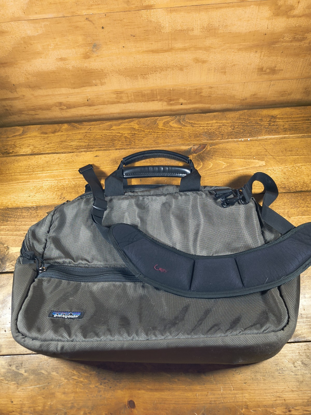 Patagonia MLC 3 Way Convertible Travel Backpack Messenger Carry On Bag Gray