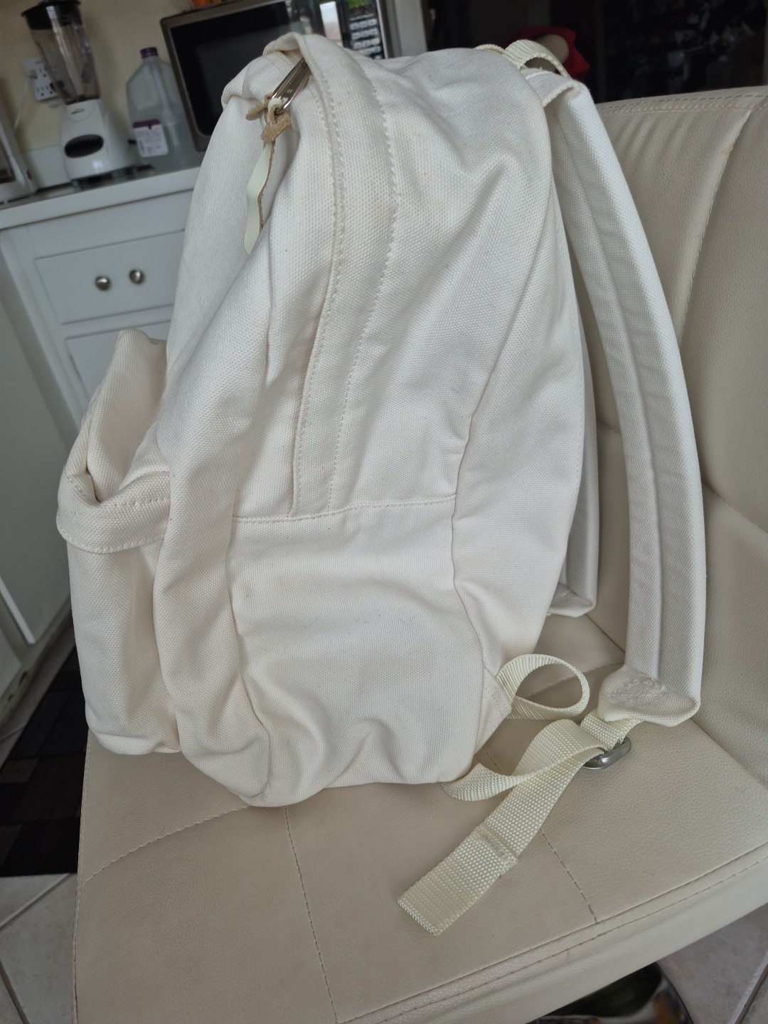 Supreme Canvas Backpack White Box Logo FW20 2020
