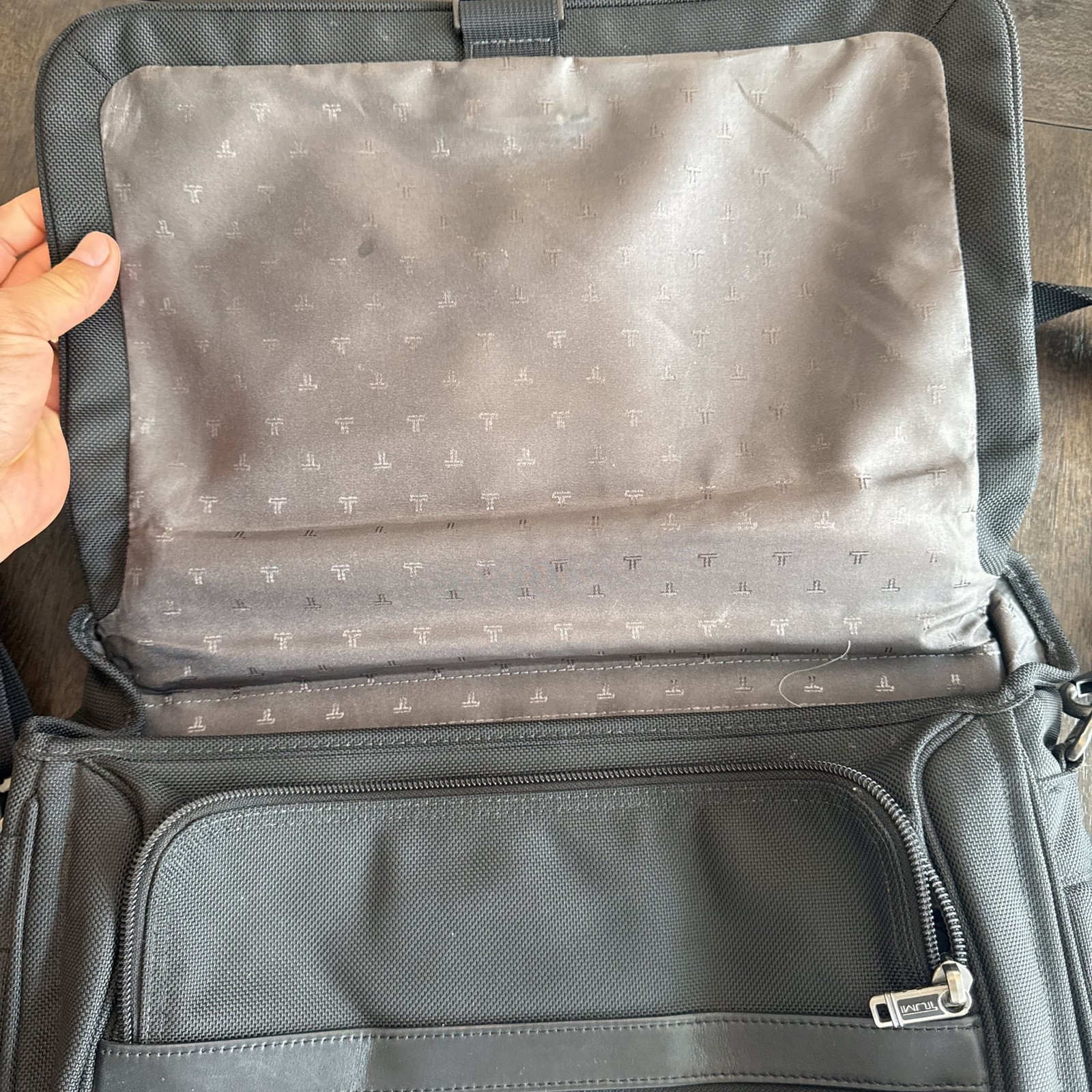 TUMI Business Bag Briefcase Black Solid Used