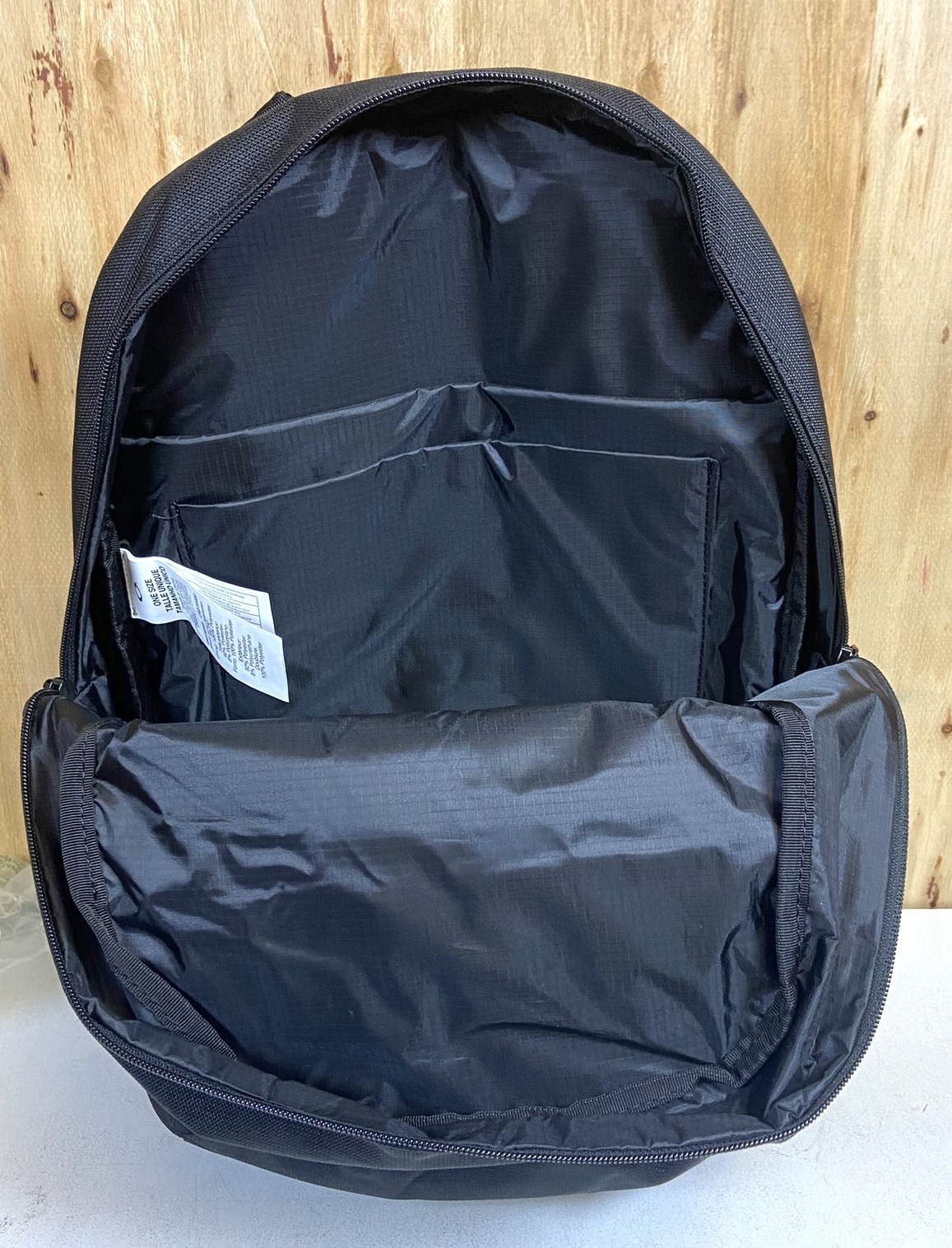 Oakley Street Backpack 20L Laptop Compartment Blackout 921417-02E (Z)