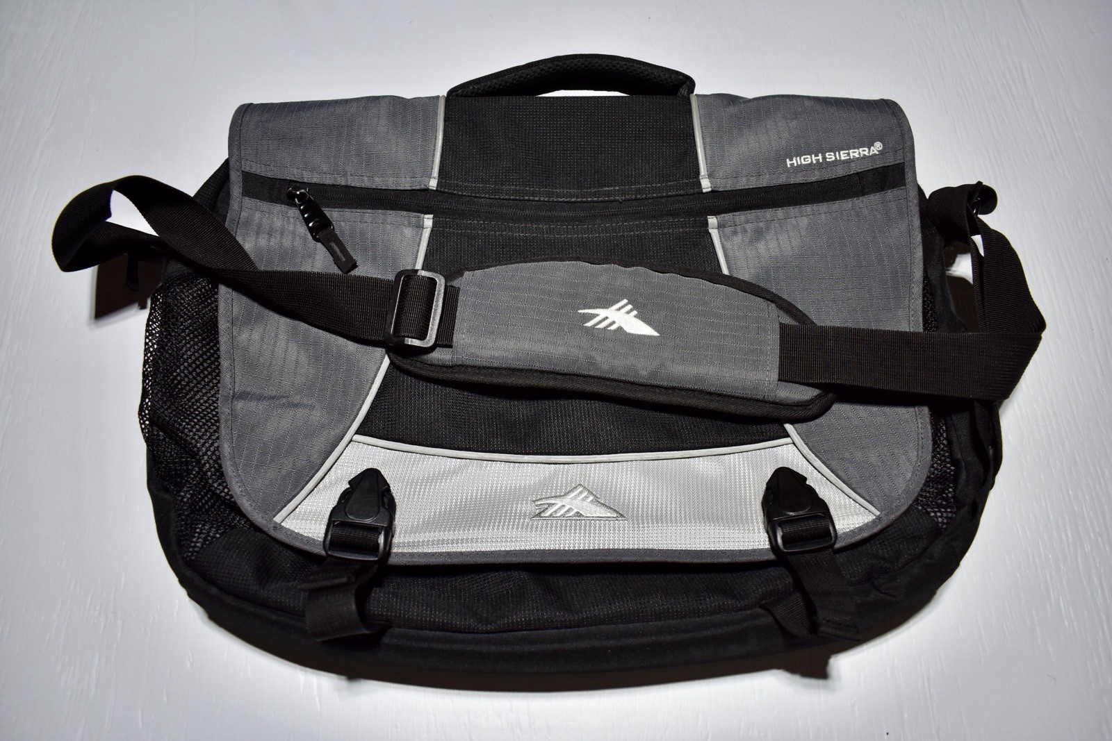 High Sierra Shoulder Messenger Laptop Bag Tank Pack Charcoal Black Gray