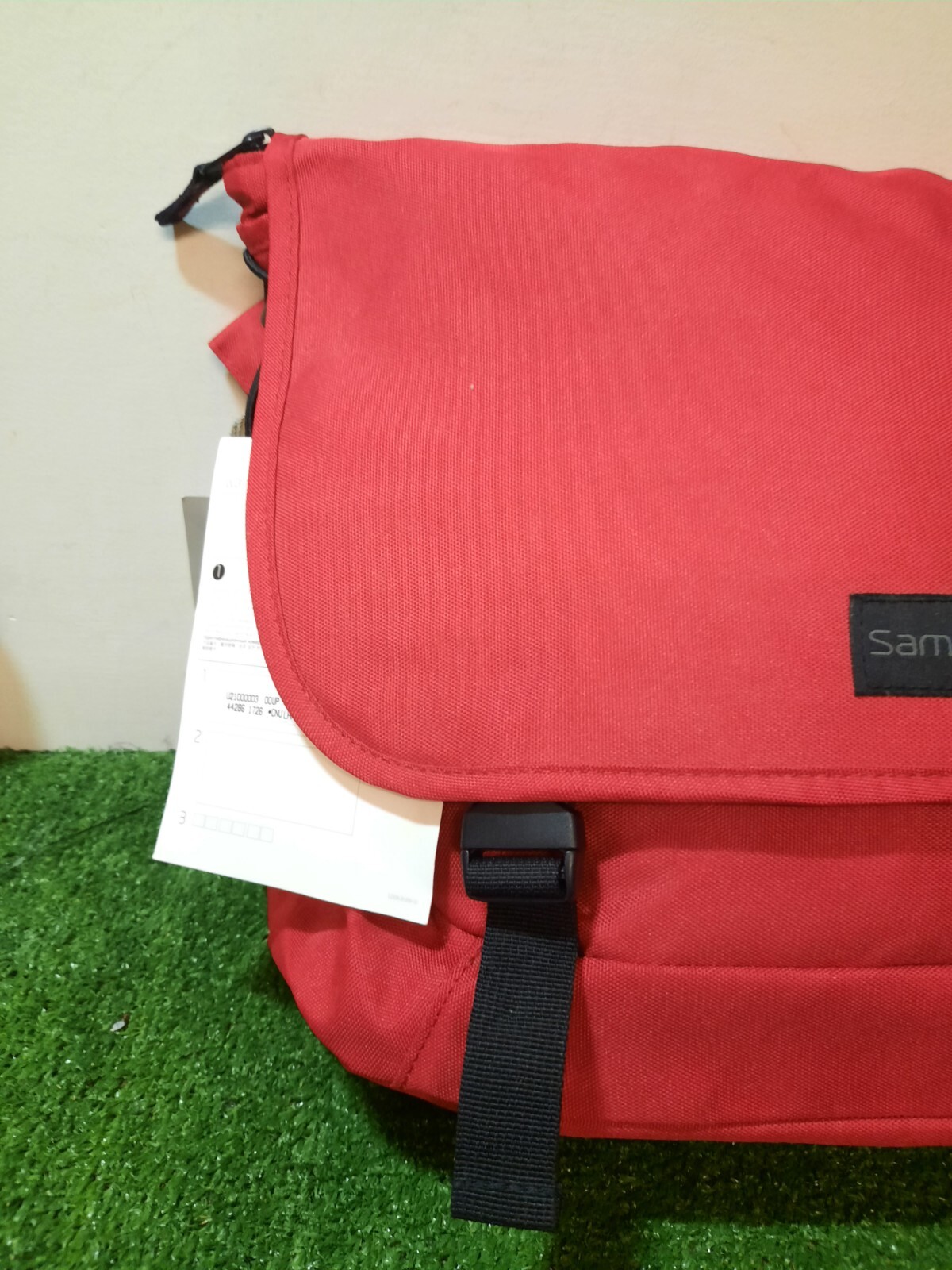 SAMSONITE ‘Off Tread’ 2010. Computer Shoulder Bag. 39.1cm. Brand New With Tags