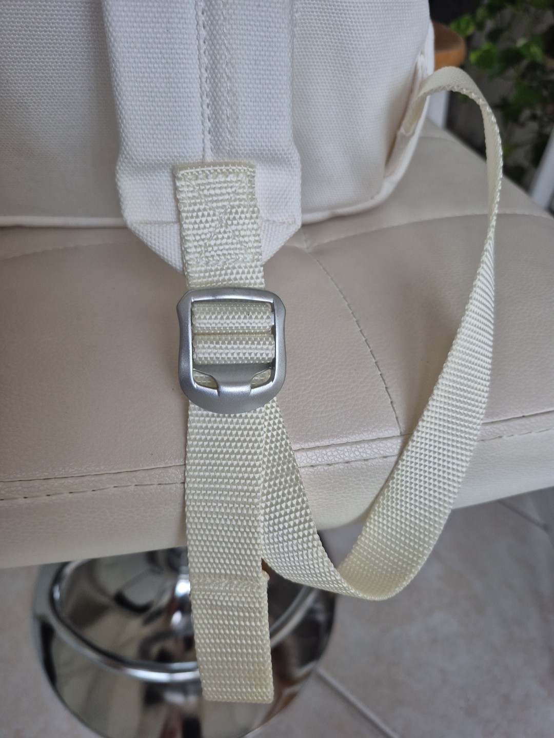 Supreme Canvas Backpack White Box Logo FW20 2020