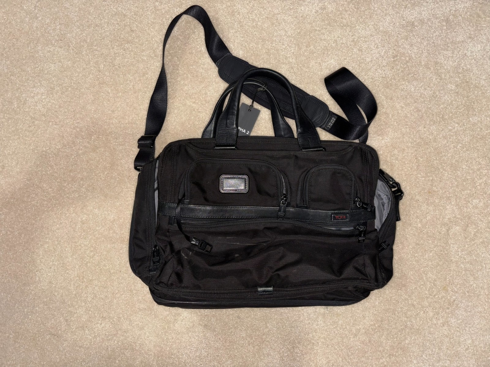 Tumi Black Alpha 2 FXT T-Pass Expandable Laptop Brief Bag # 26145D2