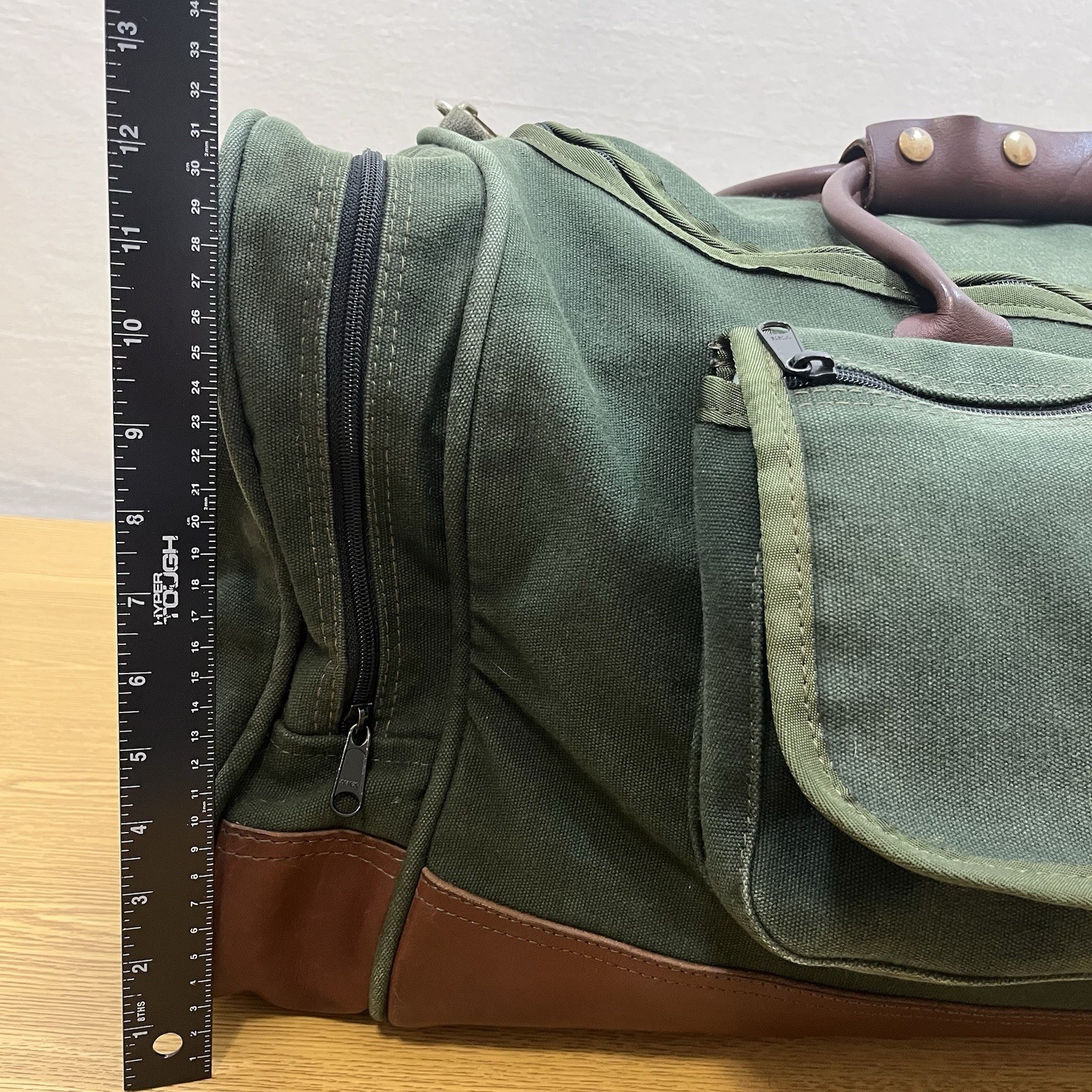 Vintage Orvis Battenkill Green Canvas 24x12x12 Duffel Bag Leather Trim Classic!
