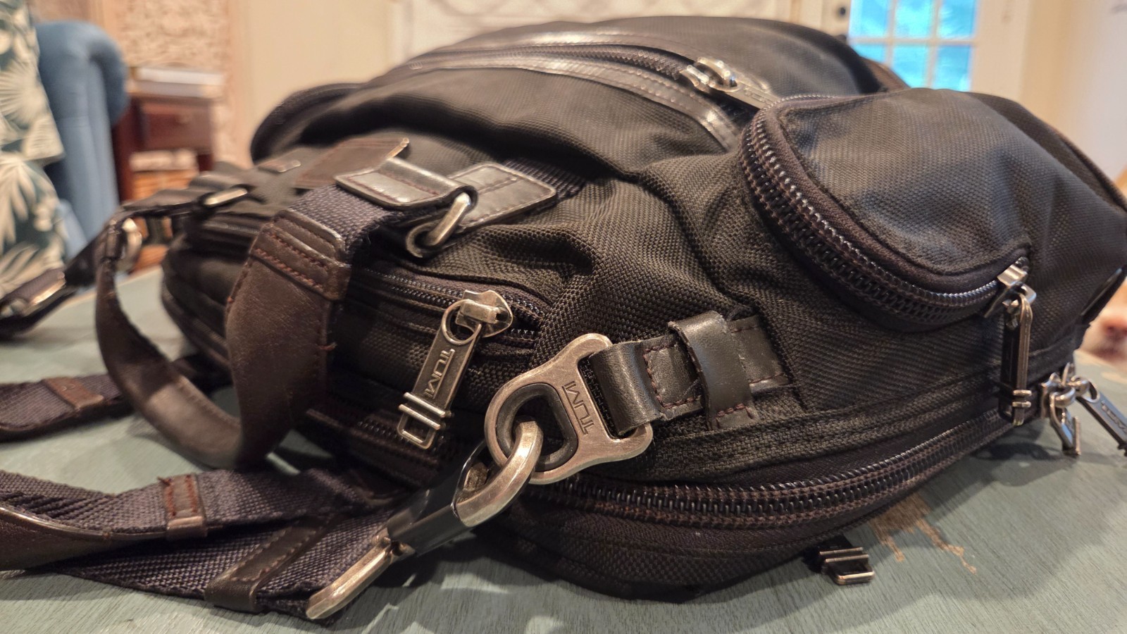 TUMI Alpha Bravo Brooks Slim Briefcase / Laptop Bag – Black 222619HK2