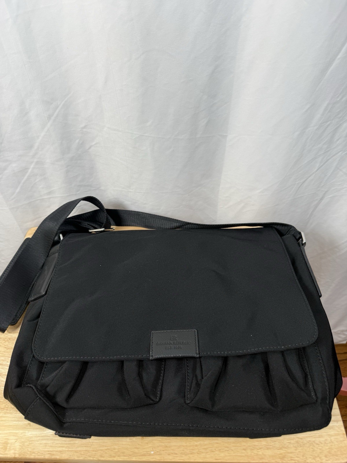 Banana Republic Messenger Courier Bag Laptop Black Durable Fabric