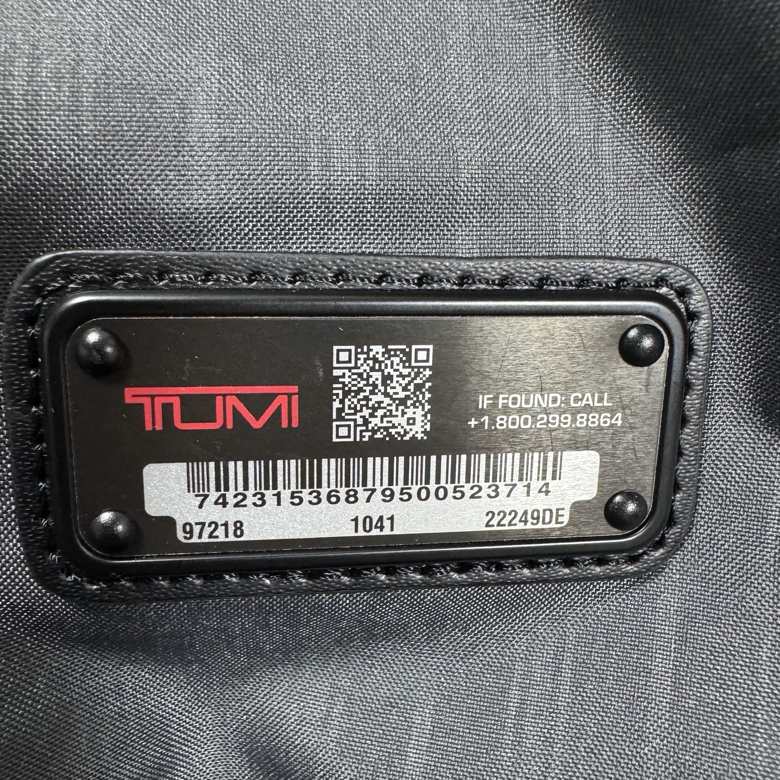 Tumi Alpha Corporate Collection Travel Duffle Duffel Bag Nylon 22249DE